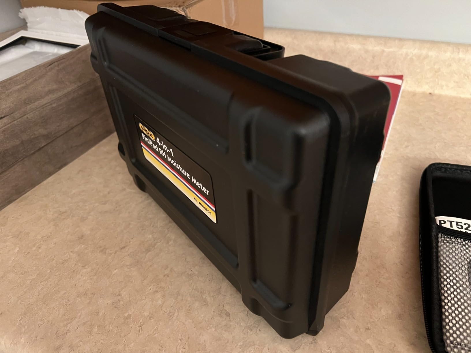 General Tools MMH800 Pin/Pinless Moisture Meter w/Temp and Humidity | Pin and pinless moisture meter for drywall, walls & wood. Moisture detector for house, firewood & building materials testing. customer photo 2