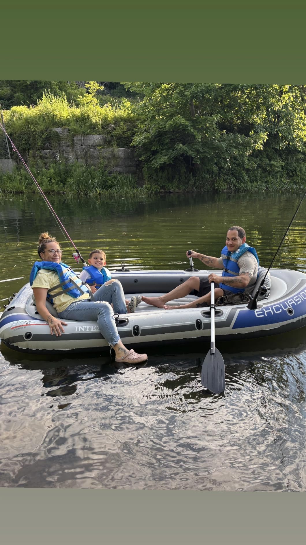 Intex 68324EP Excursion 4 Inflatable Boat Set: Includes Deluxe 54in Boat Oars and High-Output Pump - Adjustable Seats with Backrest - Fishing Rod Holders - 4-Person - 1100lb Weight Capacity customer photo 2