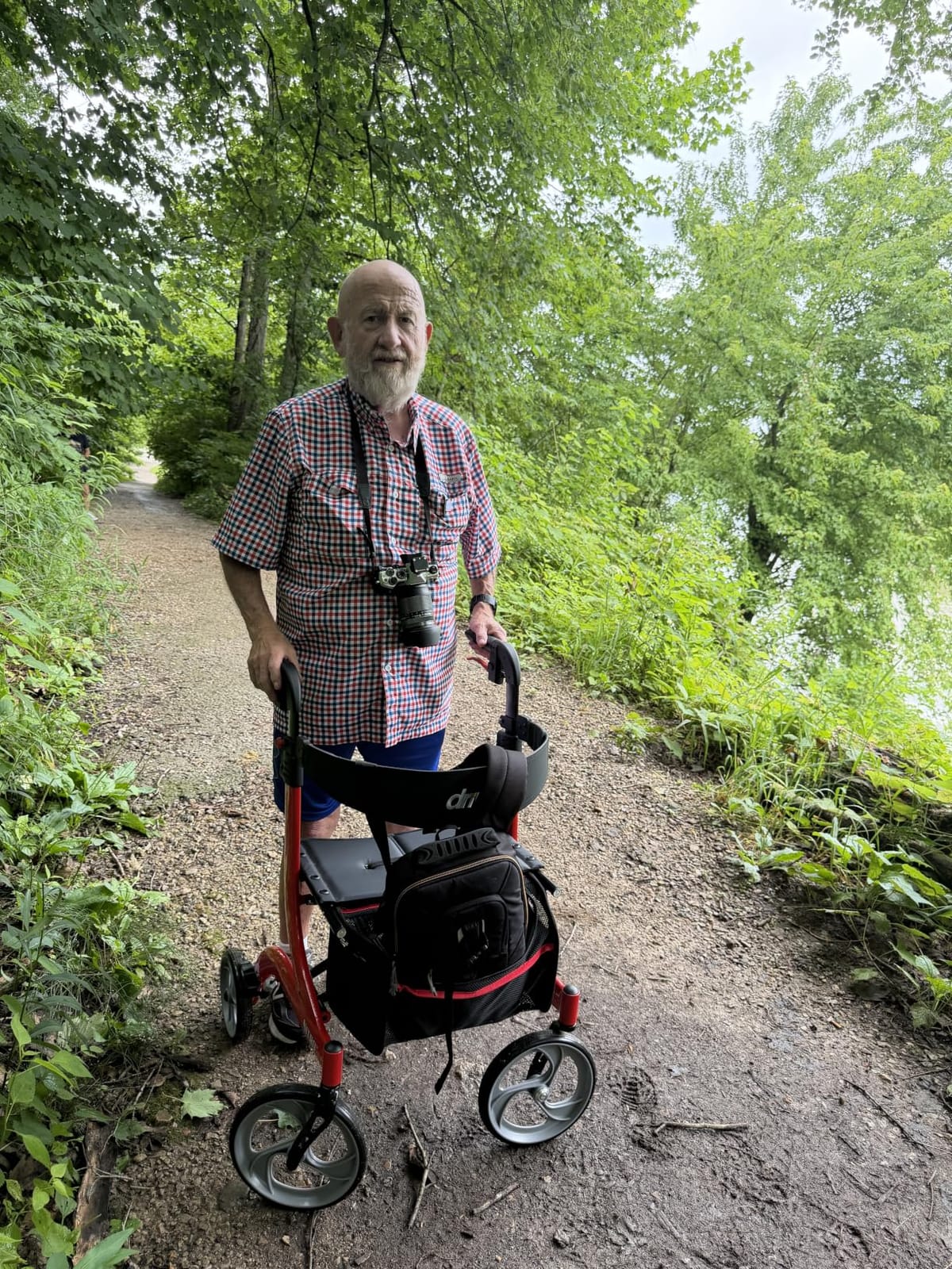 Drive Medical RTL10266 Nitro Euro-Style 4-Wheel Rollator with Seat, Red customer photo 1