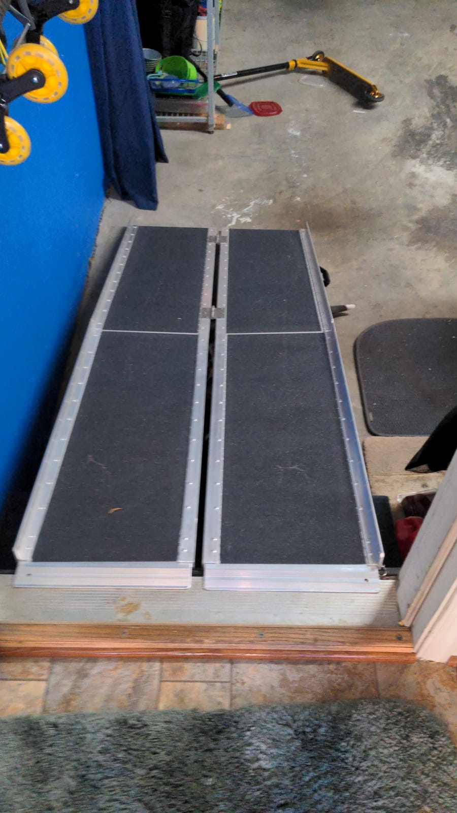 6' Portable Wheelchair Ramp, 600 lb Cap, Titan Ramps | Access for home, lightweight aluminum with high-traction grit coat surface customer photo 1