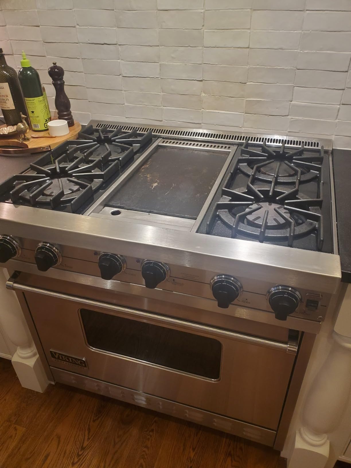 3M Scotch-Brite Griddle Cleaning, Quick Clean System, Heavy Duty, Cleans in 3-5 Minutes, For Baked On Food and Cooking Oils, Orange, (1 System) customer photo 1