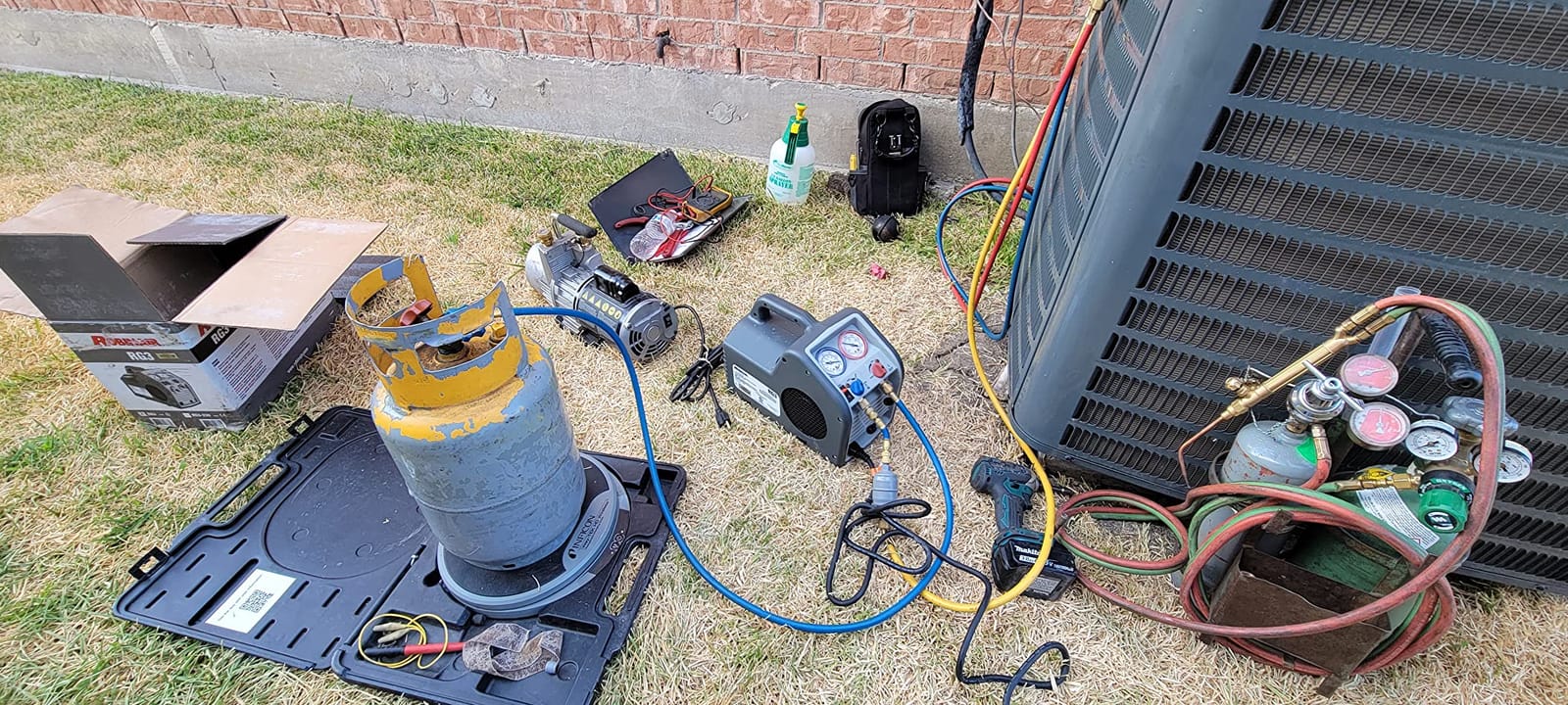 Robinair RG3 Portable Liquid and Vapor Refrigerant Recovery Machine customer photo 2