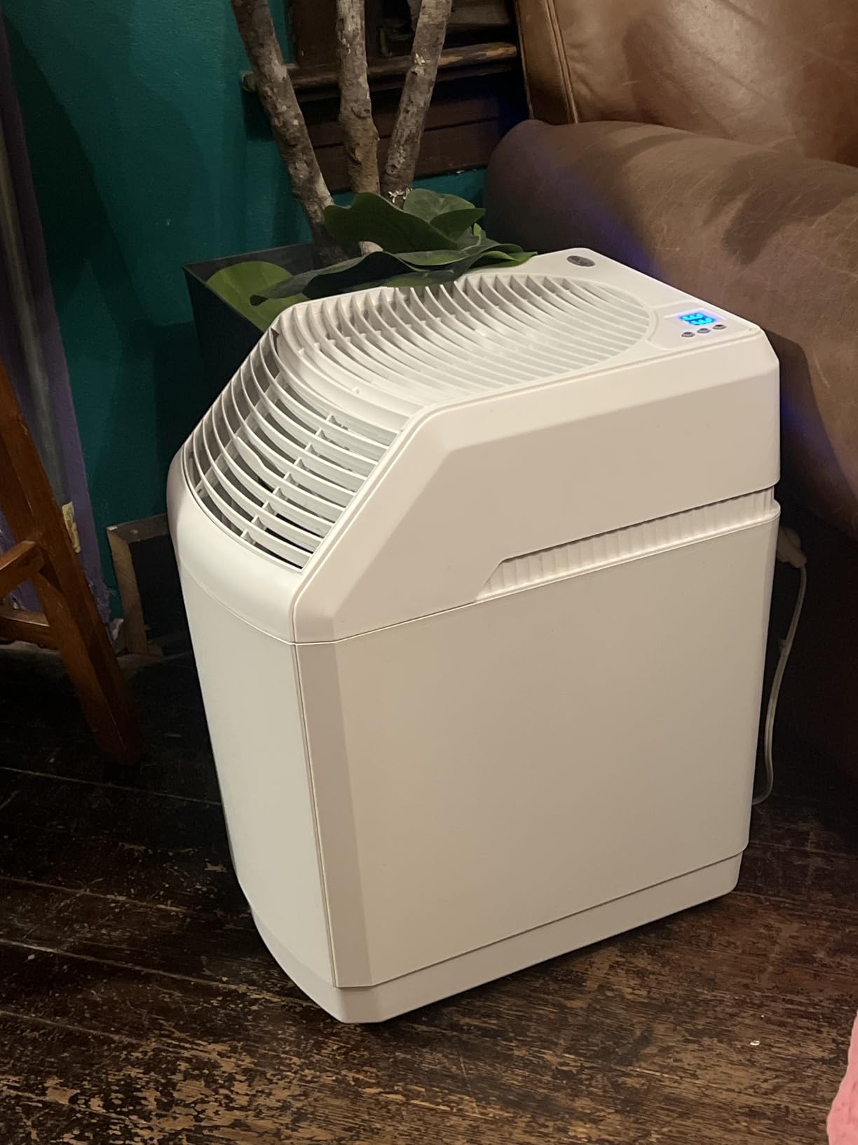 AIRCARE Space Saver Large Evaporative Whole House Commercial 6 Gallon Humidifier for Large Rooms 2,700 sq ft. With Digital Controls, Auto Humidistat and Automatic Shut Off customer photo 1