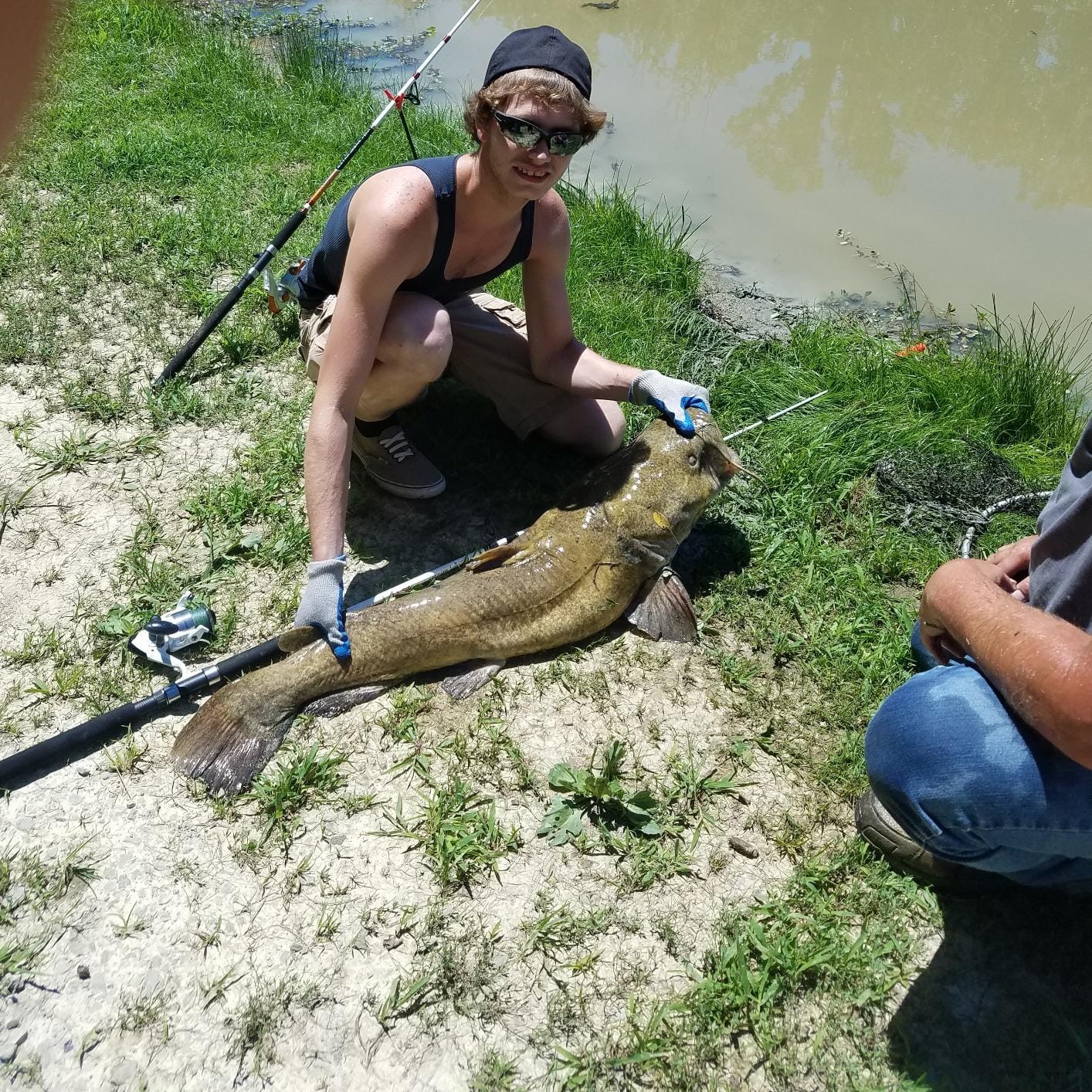 Ugly Stik 7’ Catfish Spinning Fishing Rod and Reel Catfish Combo, Ugly Tech Construction with Clear Tip Design, 7’ 2-Piece Moderate Fast Action Rod customer photo 1