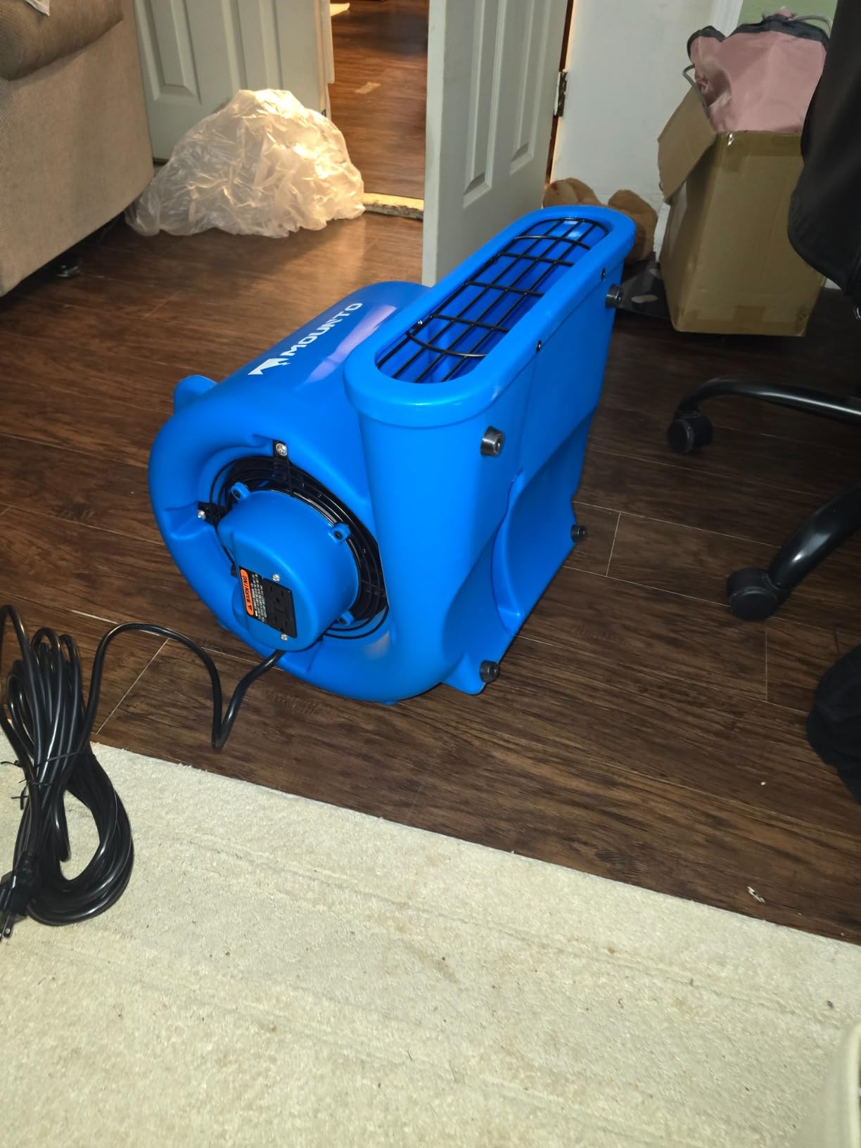 MOUNTO 1/3 HP 2000 CFM Air Mover for Water Damage Restoration - Heavy-Duty Carpet Dryer & Floor Blower Fan with 3 Speeds, Dual GFCI Outlets & 25ft Power Cord customer photo 1