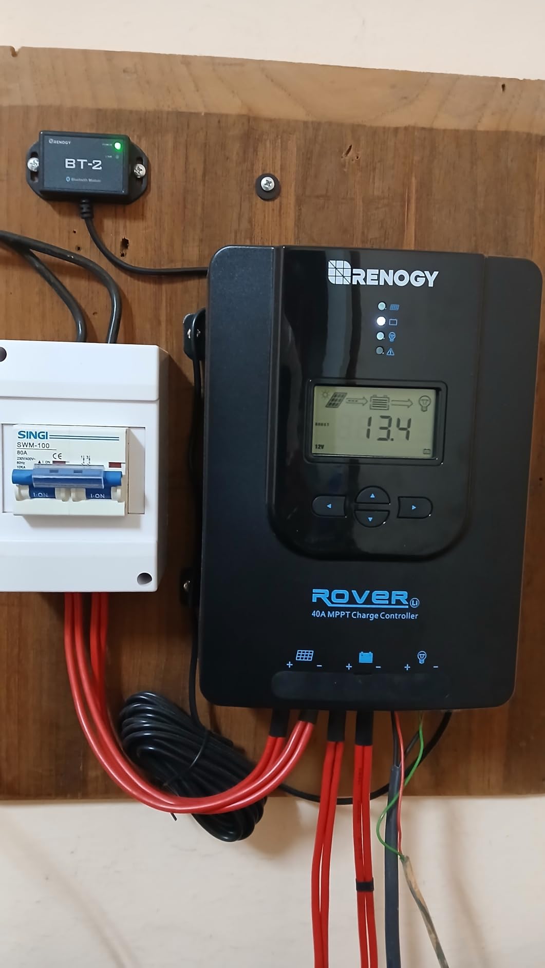 Renogy Solar Charge Controller Rover 20A 12V24V Auto DC Input MPPT Charge Controllers for Solar Panels Adjustable LCD for Gel Sealed Flooded Lithium Batteries customer photo 1