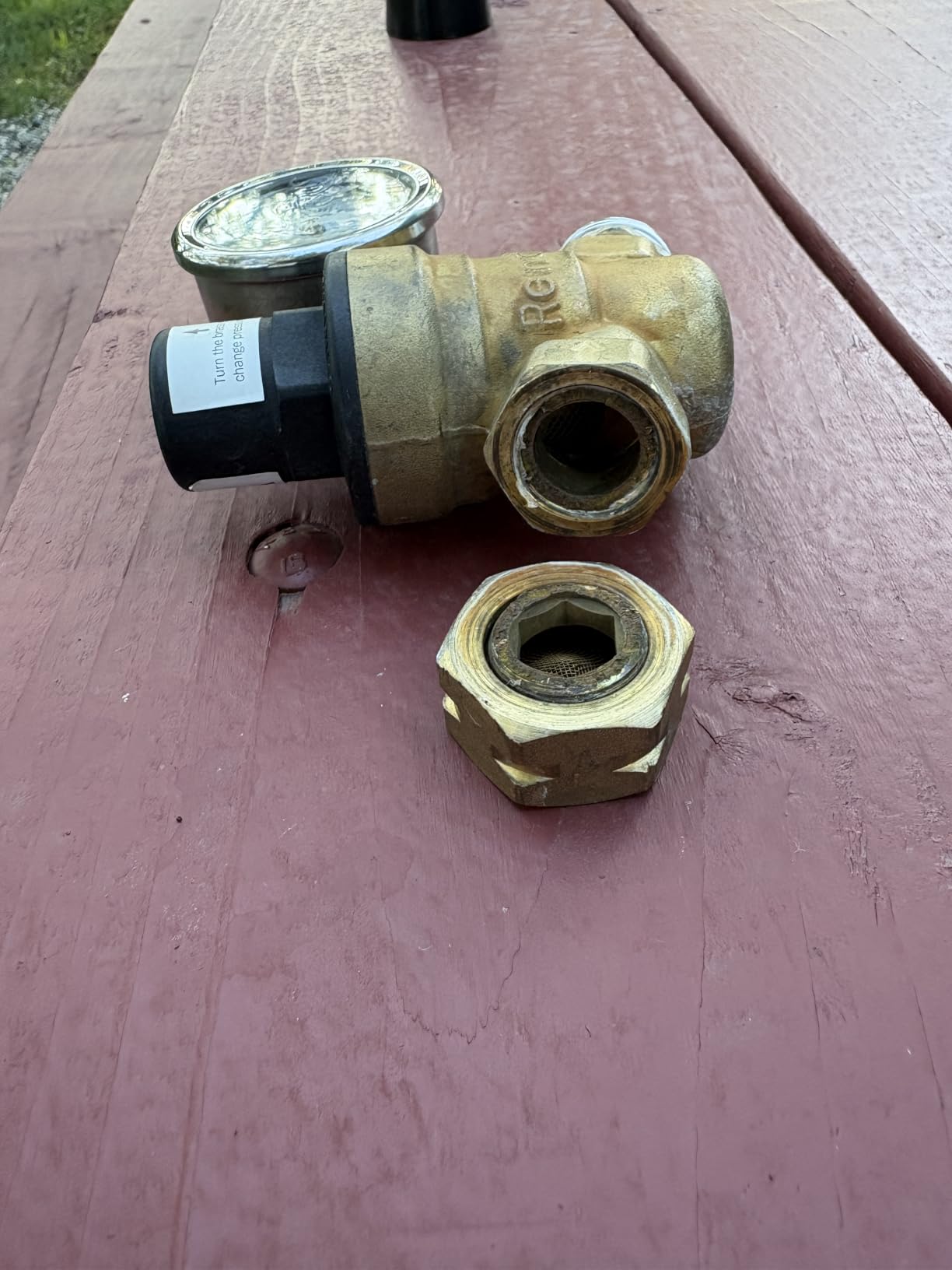Renator RV Water Pressure Regulator for RV Camper. Brass Lead-free Adjustable Water Pressure Regulator with Gauge for Camper Travel Trailer, Reducer Valve W Filter. M11-0660R. customer photo 1