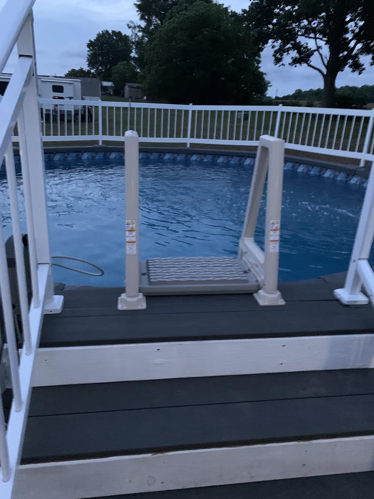 Confer Plastics 635-52X Sturdy Above Ground in-Pool Swimming Pool Ladder for Decks Adjustable from 46