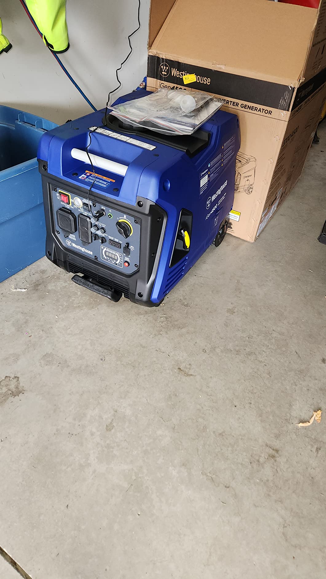 Westinghouse 5000 Peak Watt Super Quiet Portable Inverter Generator, Remote Electric Start with Auto Choke, Wheel & Handle Kit, RV Ready, Gas Powered, Parallel Capable customer photo 2