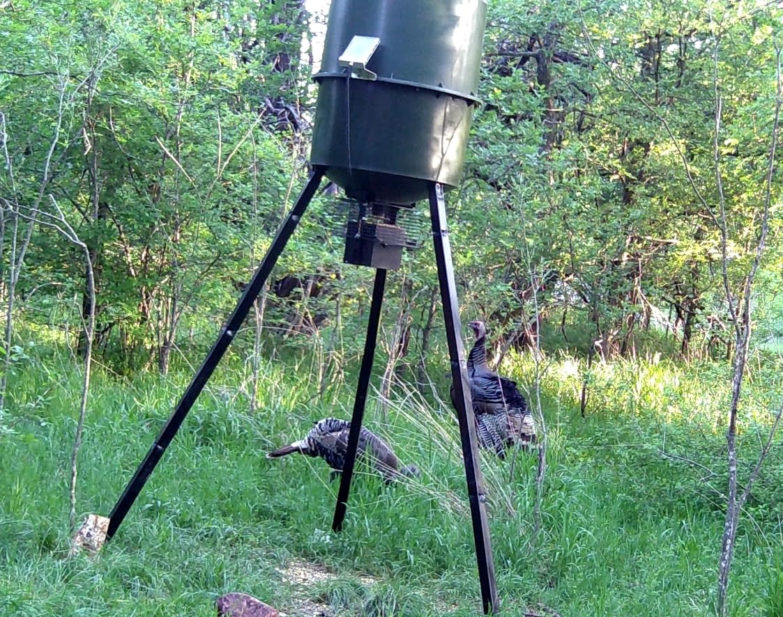 Wildgame Innovations Quick-Set Pro 270lb Game Feeder customer photo 1