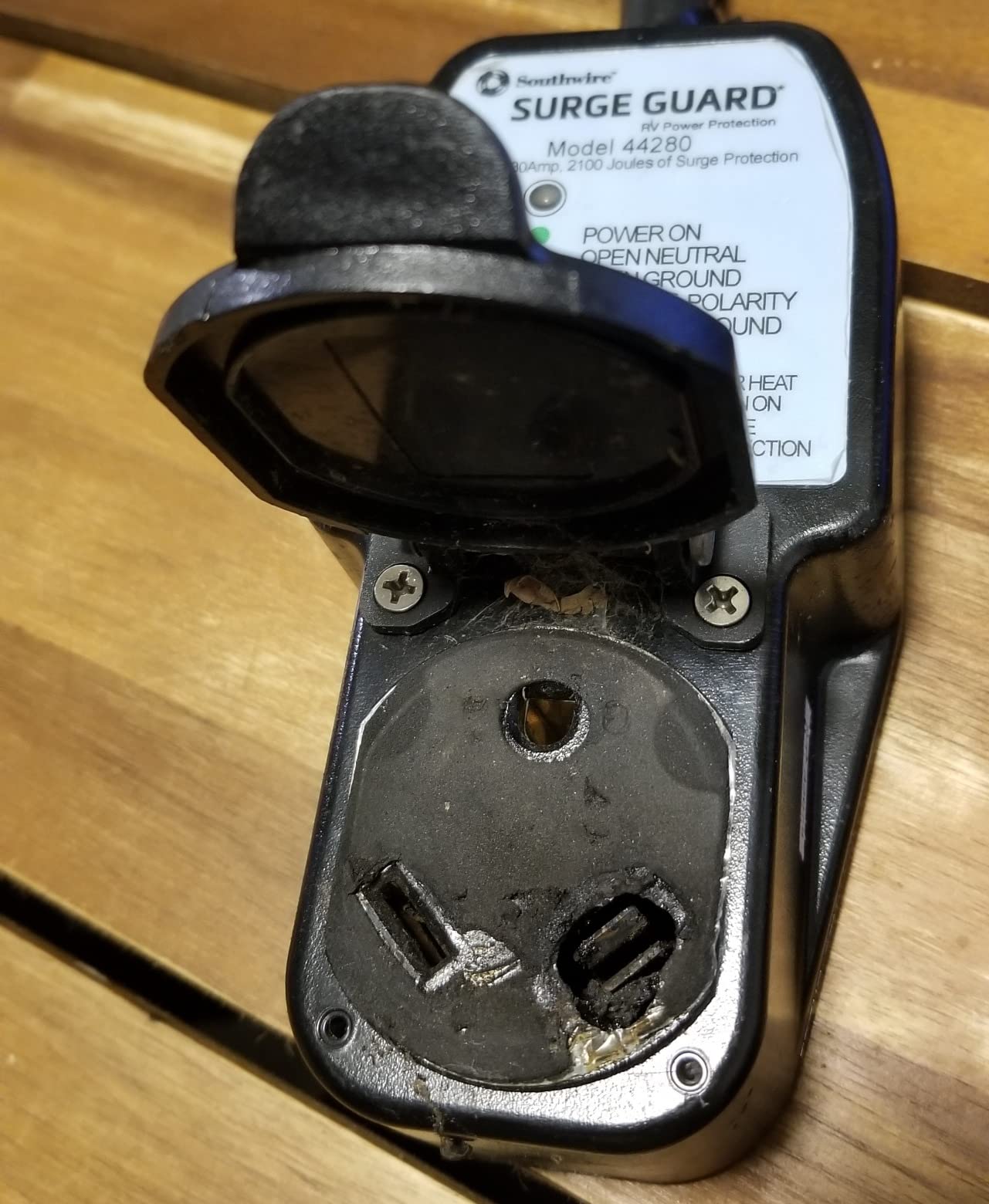 Southwire Surge Guard 30 Amp Portable RV Surge Protector with Enhanced Diagnostics, 2100 Joules, 44280 customer photo 2