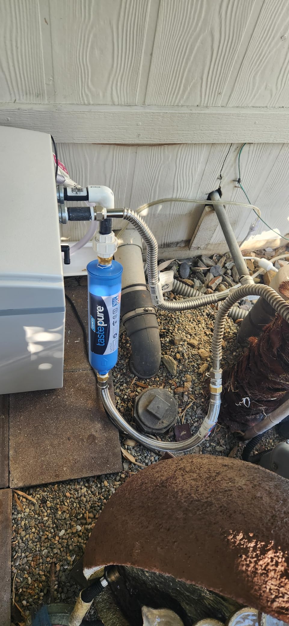 Camco Tastepure XL RV Water Filter w/Flexible Hose Protector - Made in USA | Advanced RV Inline Water Filter - Compatible w/ Garden & Drinking Water Hoses - Gardening, Car Washing, & More (40019) customer photo 2