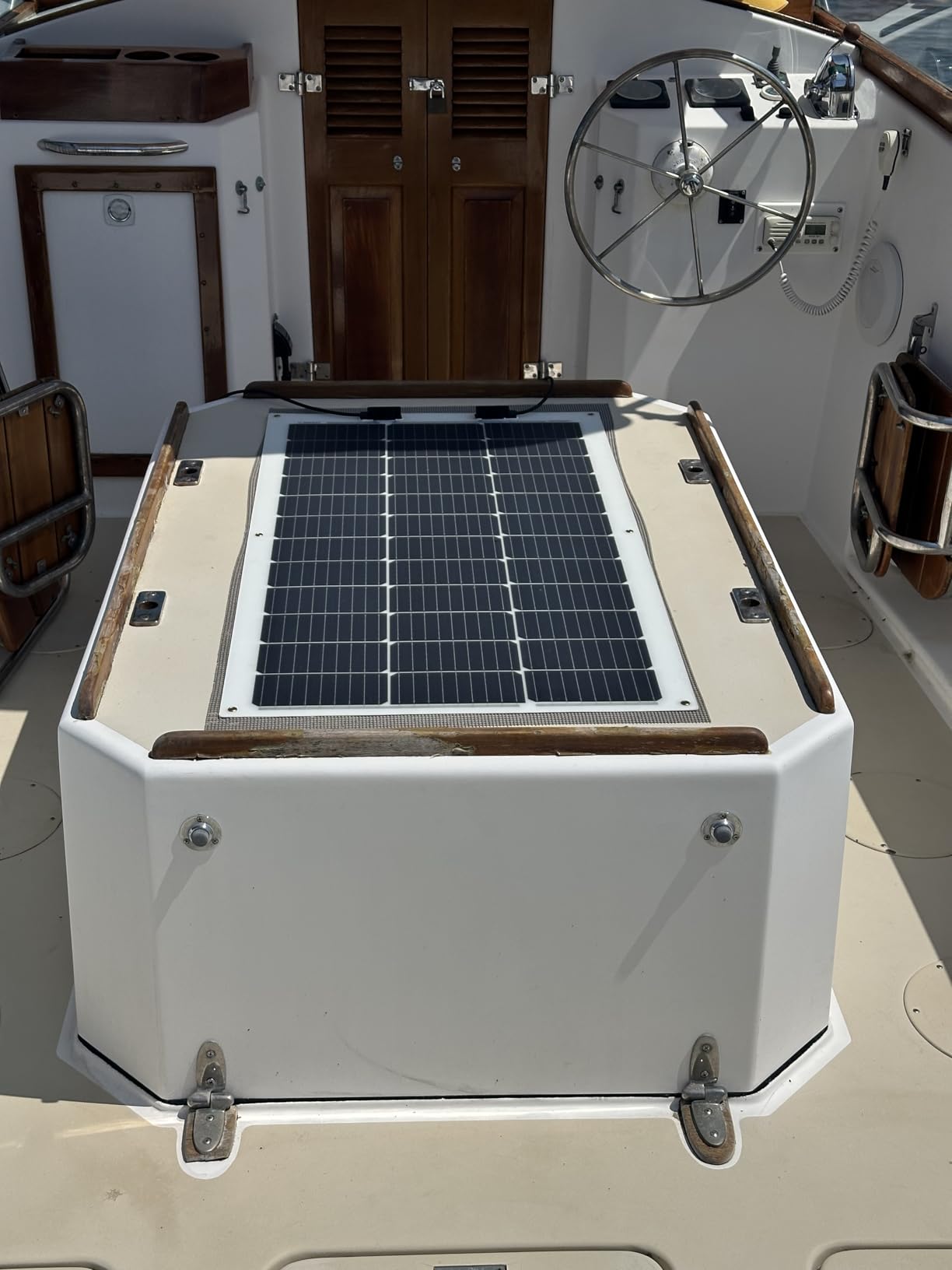 Renogy Flexible Solar Panel 100 Watt, 240° Ultra Flex Bendable | 100W Flexible Solar Panel for for Marine RV Cabin Van Car Boat Curve Surfaces Off-Grid Systems, 0.1 Inch Lightweight, IP68 customer photo 1