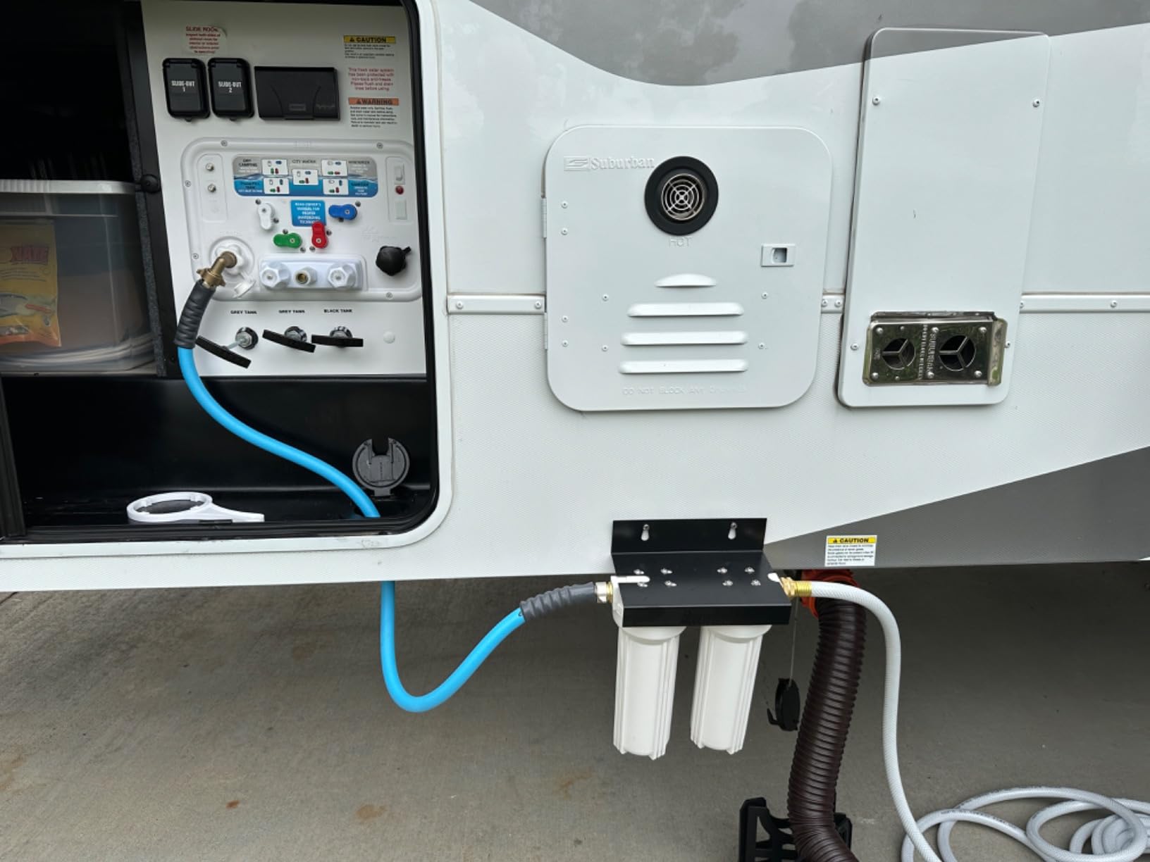 Beech Lane External RV Dual Water Filter System, Leak-Free Brass Fittings, Mounting Bracket and Two Filters Included, Sturdy Construction is Built to Last customer photo 1