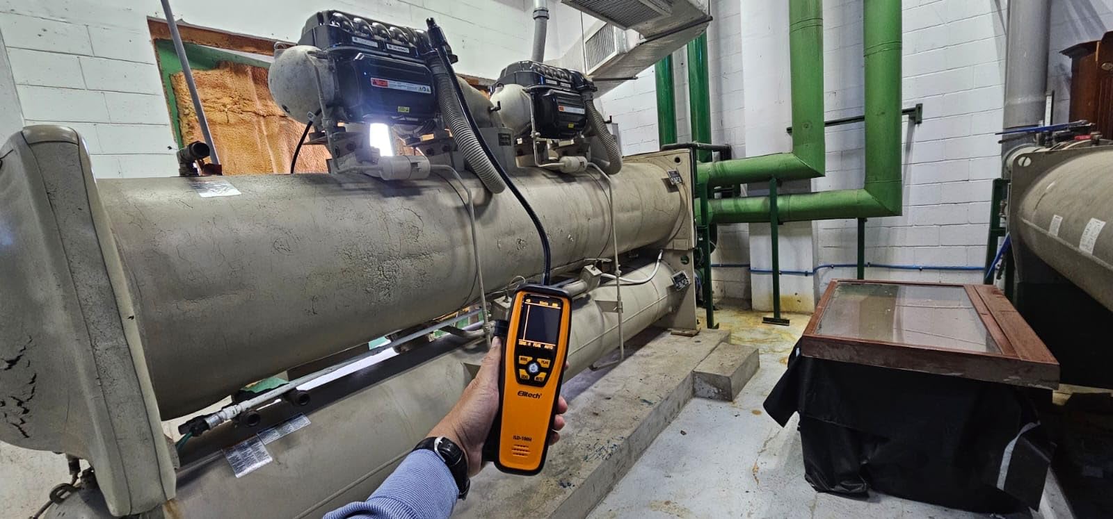 Elitech HVAC Refrigerant Leak Detector Heated Diode Sensor Halogen Freon Sniffer, Air Conditioning Detection, R22 R410A R134A R1234YF CFCs HCFCs HFCs, ILD-100H customer photo 1