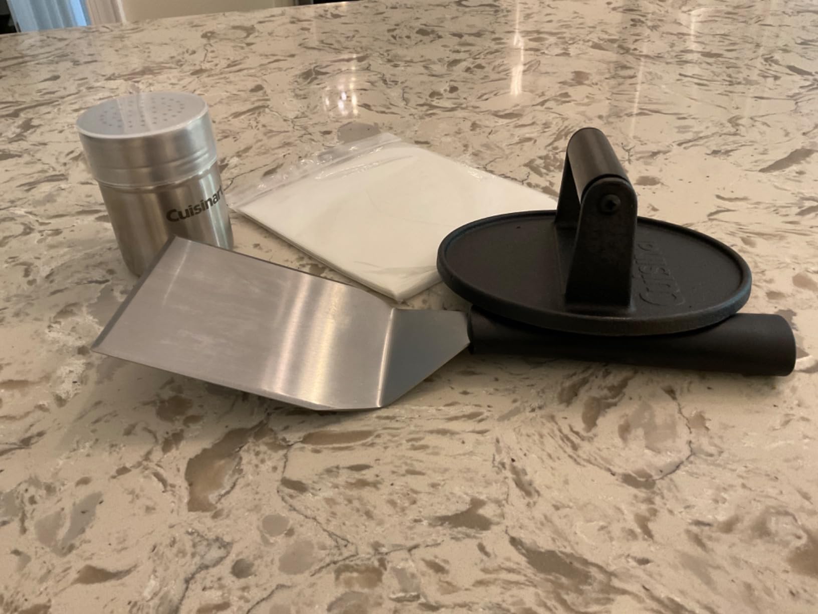 Cuisinart Smash Burger Kit w/Burger Press, Spatula, Shaker & Patty Papers (CSBK-400) customer photo 1