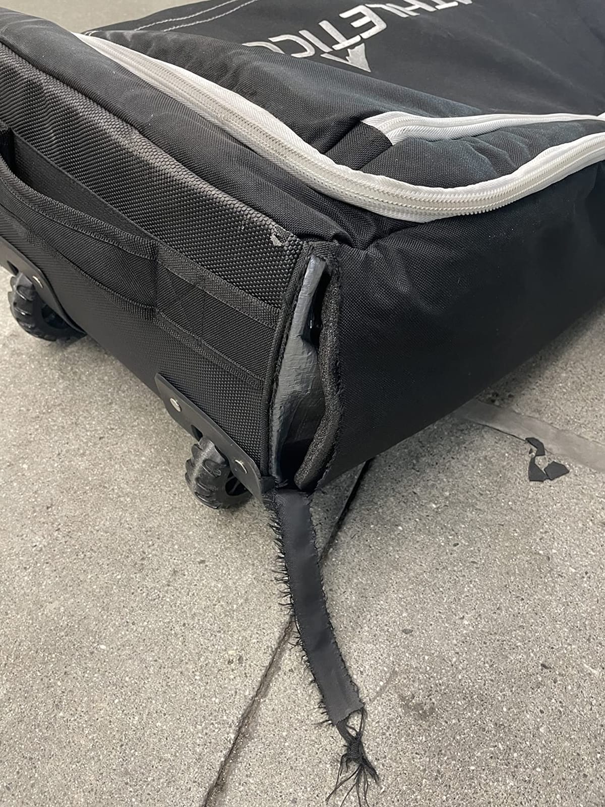 Athletico Rolling Double Ski Bag - Padded Ski Bag With Wheels for Air Travel customer photo 2