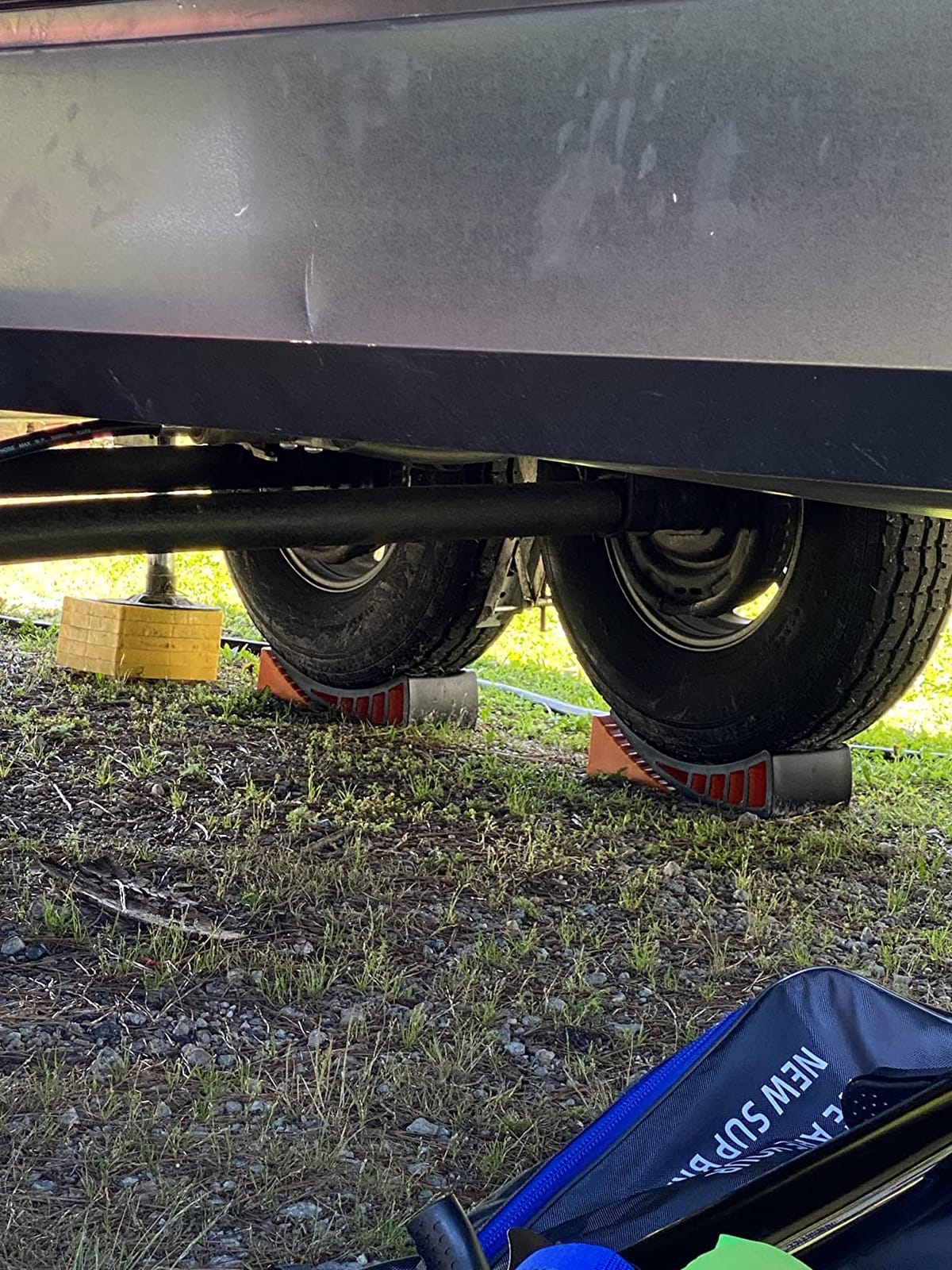 CARMTEK Camper Leveler 2-Pack Kit | Curved RV Levelers with Trailer Wheel Chocks for Dual Axle Trailers | Faster RV Leveling System Than RV Leveling Blocks | RV Accessories for Travel Trailers customer photo 2
