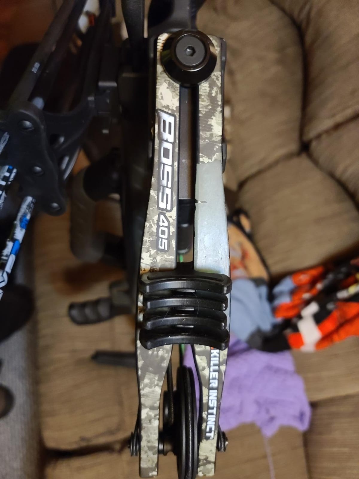 Killer Instinct Boss 405 Crossbow Pro Package with 4x32 IR-W Scope, Rope Cocker, String Suppressors, 3-Bolt Quiver customer photo 1