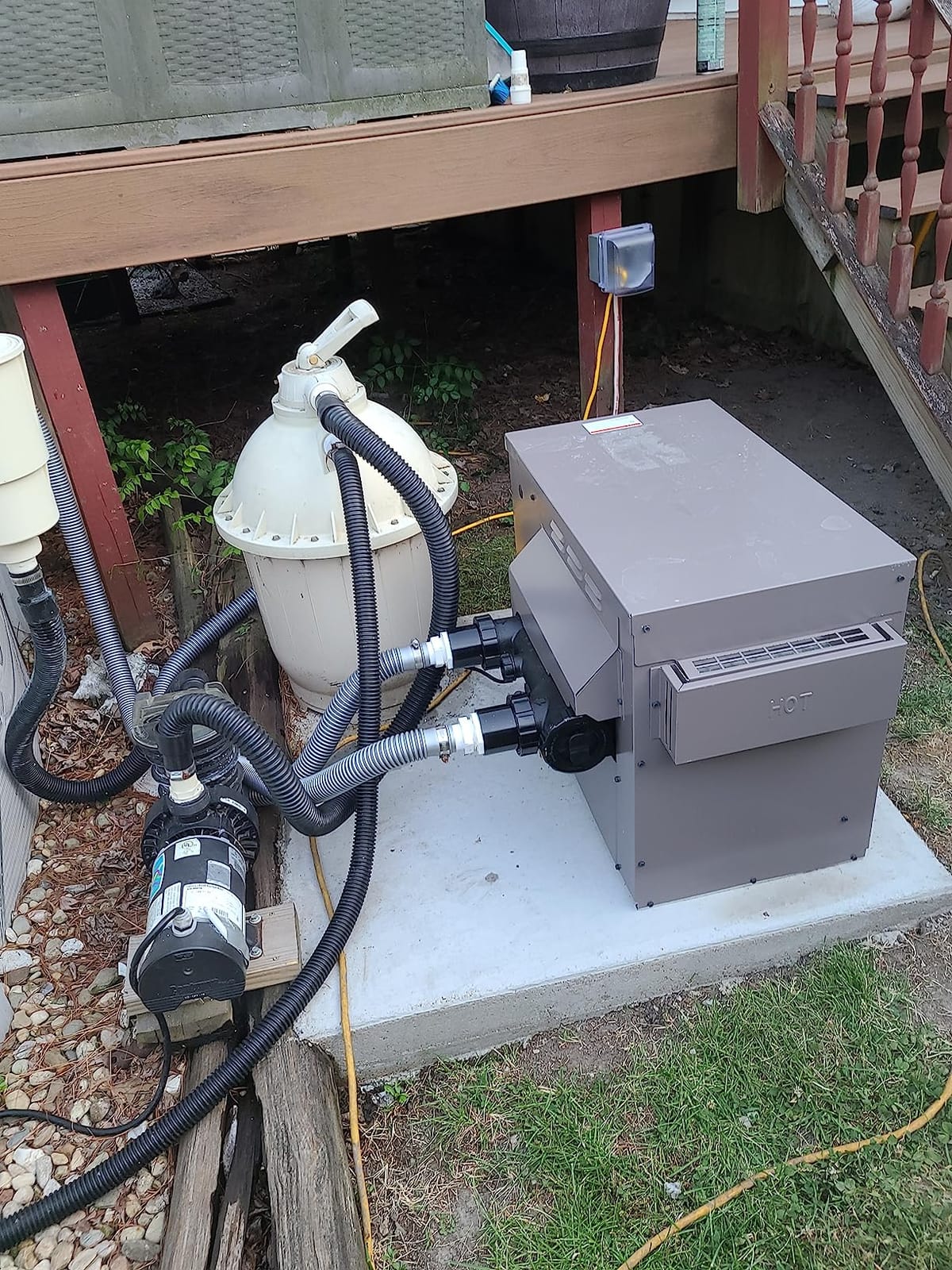 Hayward W3H135FDN H-Series Pool Water Heater/Spa Heater, 135k BTU, Natural Gas customer photo 1