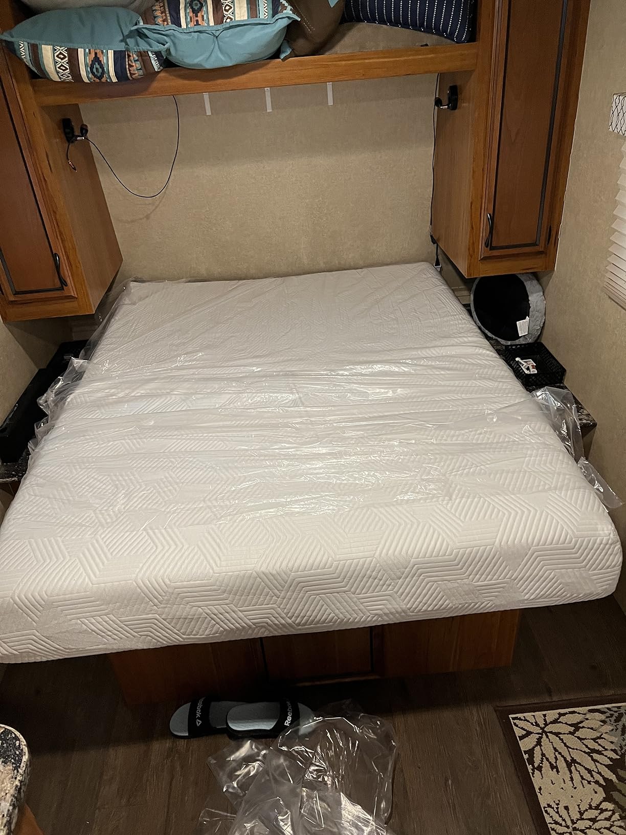 Lucid 10 Inch Memory Foam Mattress - Medium Feel - Infused with Refreshing Bamboo Charcoal and Cooling Gel - Bed in a Box - Temperature Regulating - Short Queen Size - RV or Camper Van Size customer photo 2