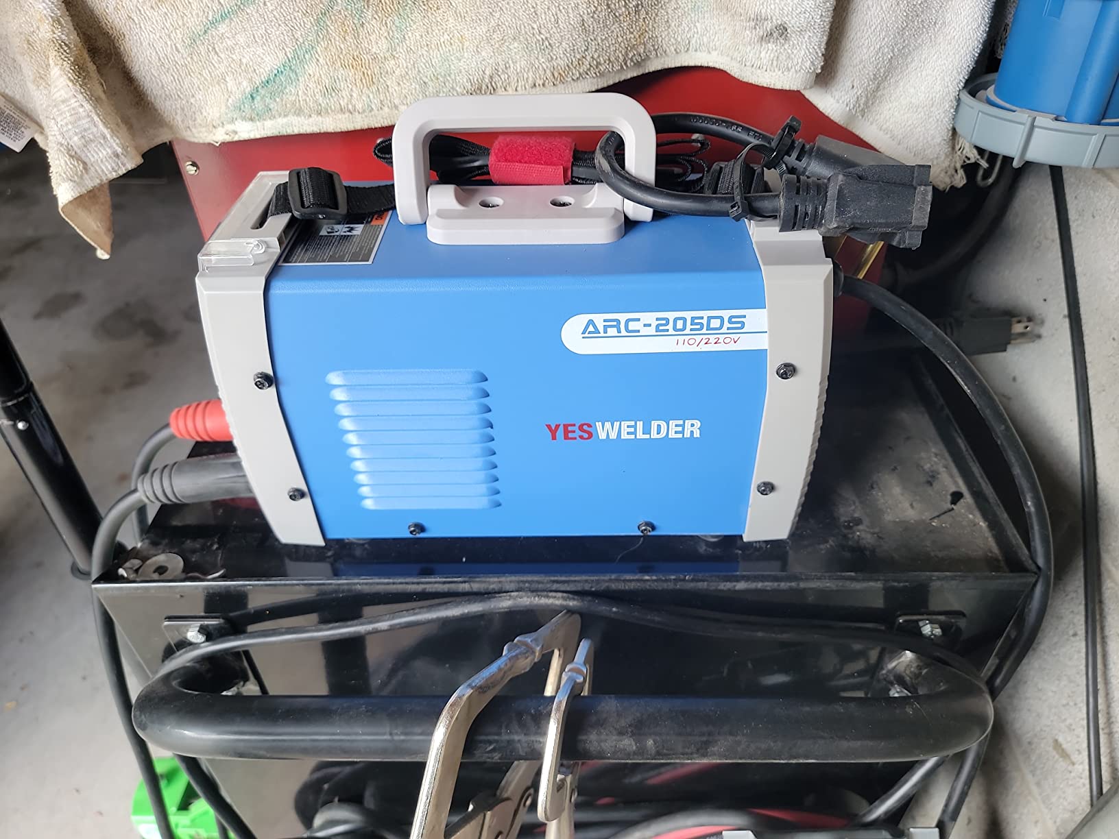 YESWELDER Stick Welder 205Amp Digital Inverter IGBT Welding Machine, 110V/220V Dual Voltage Hot Start Portable MMA ARC Welder Machine customer photo 1