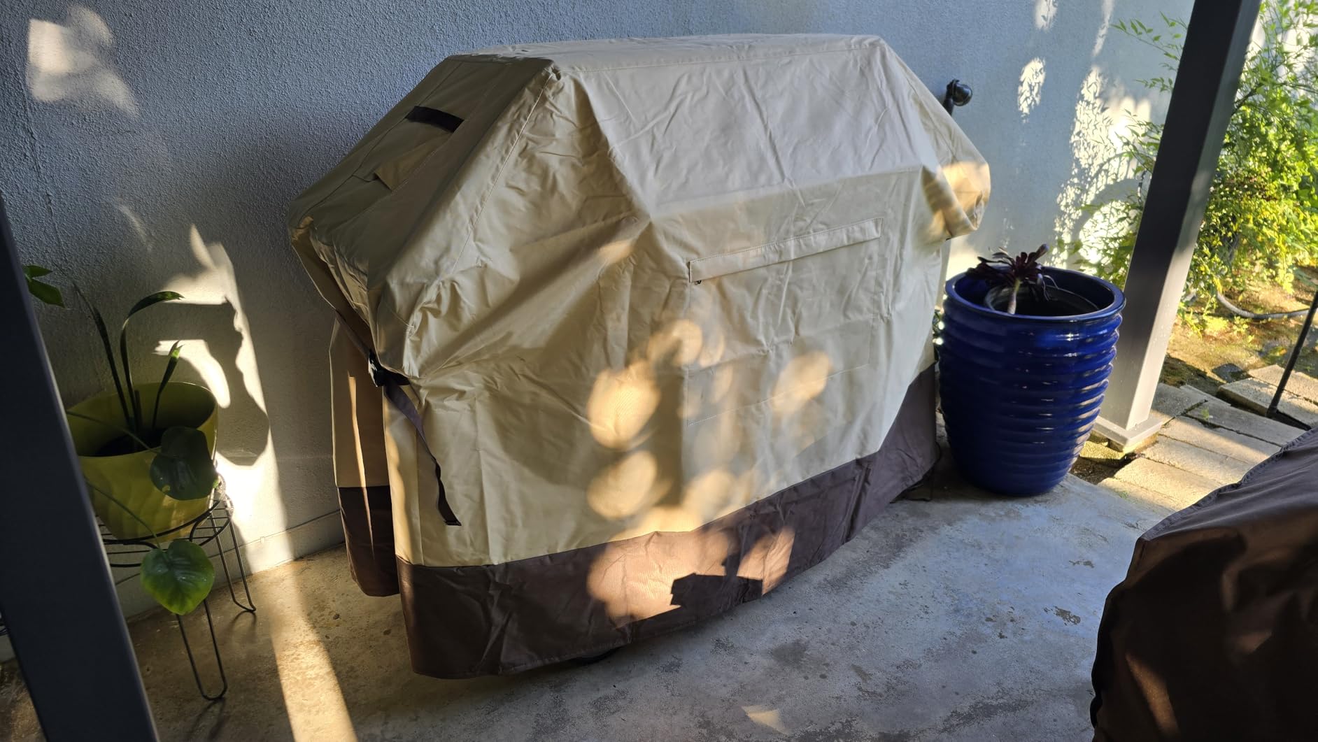 Vailge Grill Cover for Outdoor Grill & Waterproof 600D BBQ Cover 58 Inch | Gas Grill Cover Features Zippered Pocket for BBQ Tools, Windproof Straps. Fits Weber, Brinkmann, Char Broil Grills and More customer photo 1