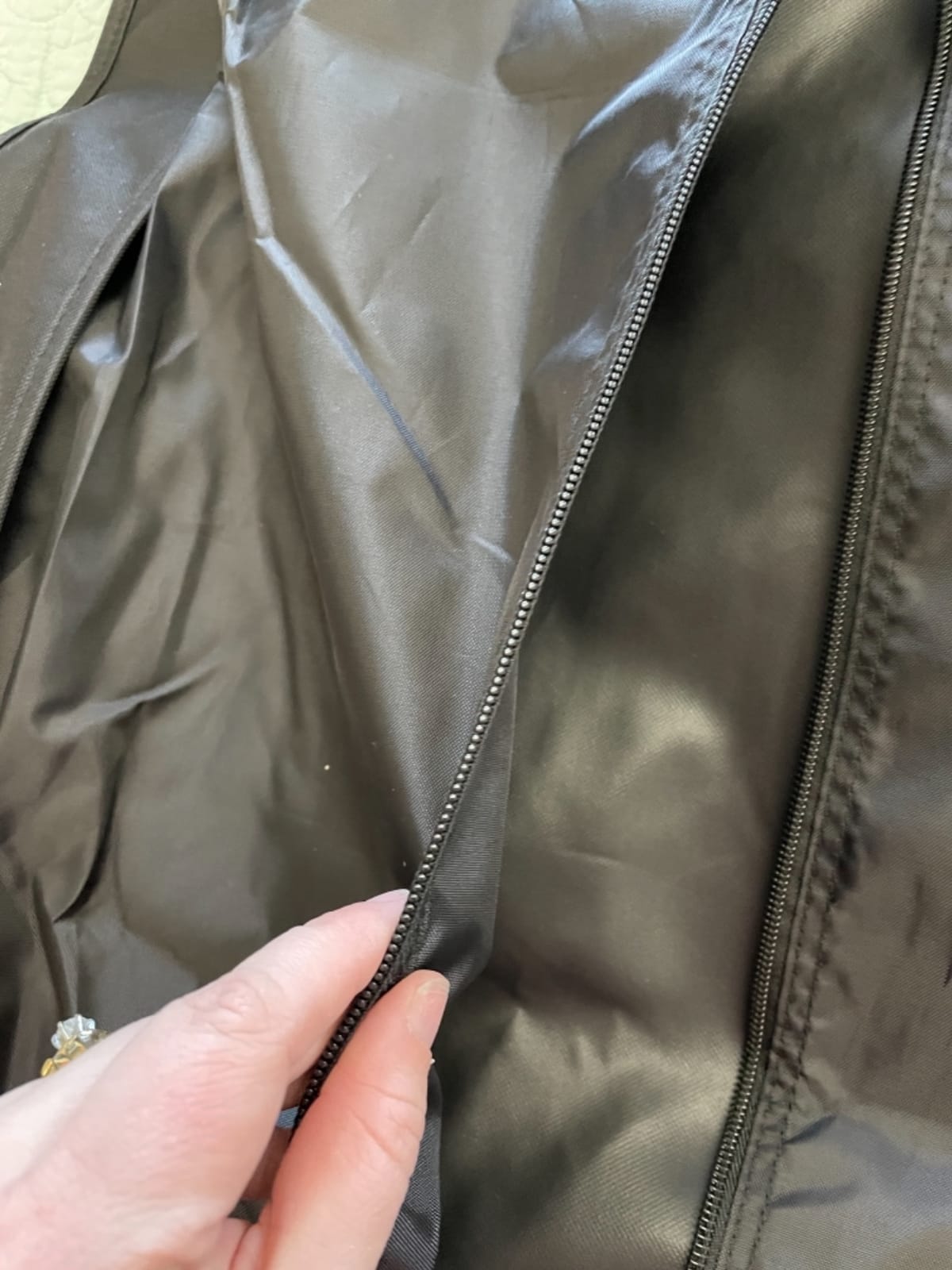 Wally Bags 40” Deluxe Carry-On Travel Garment Bag, Perfect for Suits and Shirts customer photo 1
