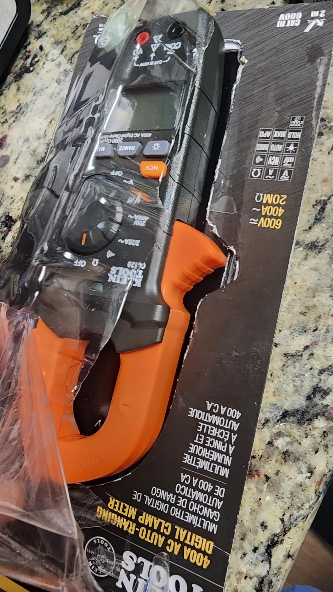Klein Tools CL120 Digital Clamp Meter, Auto-Ranging 400 Amp AC, AC/DC Voltage, Resistance, Continuity, Non-Contact Voltage Tester Detection customer photo 1