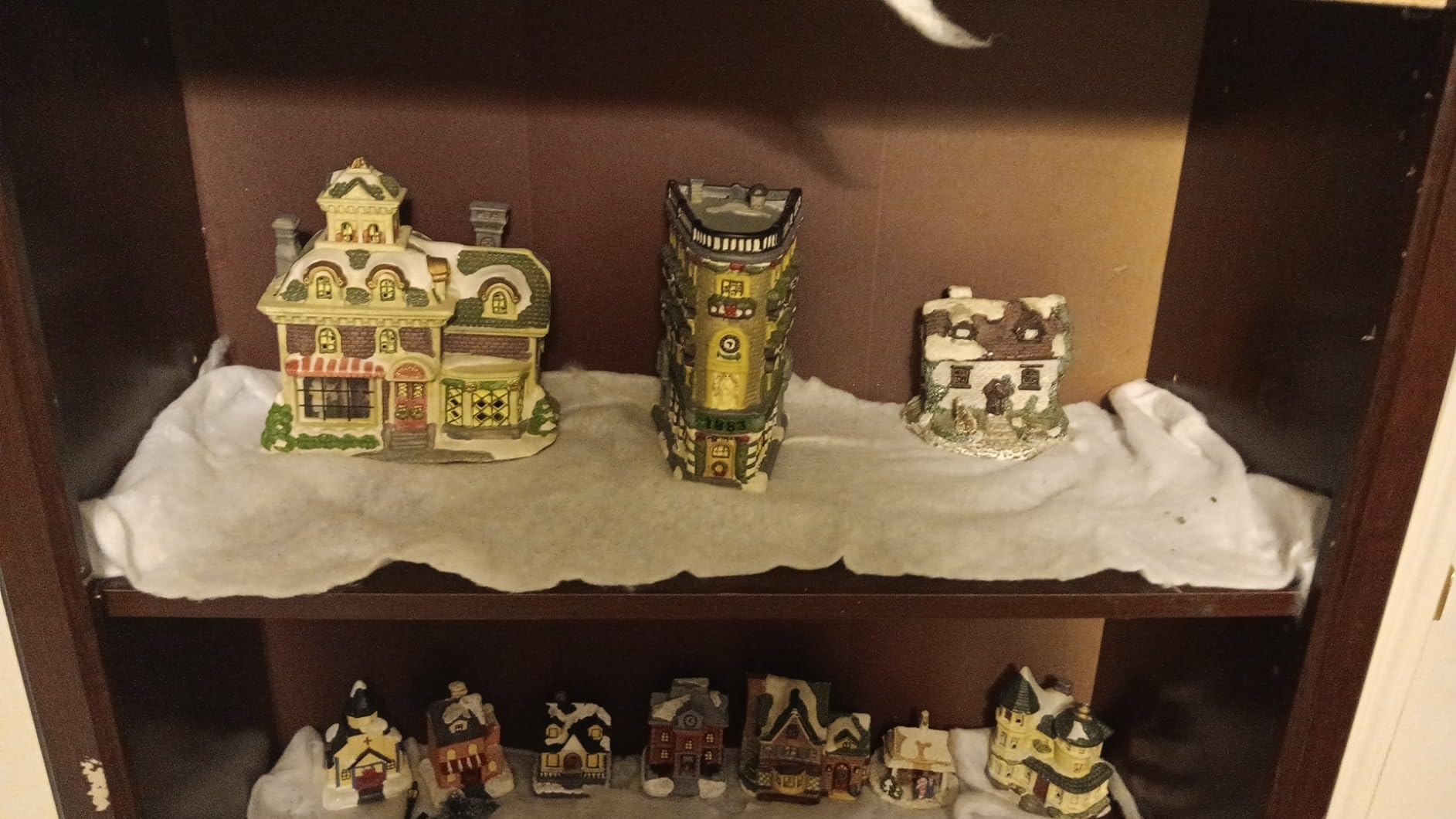 Christmas Village Sets-Christmas Decorations,LED Lighted Christmas Village Houses with Figurines, Christmas Village Collection Indoor Room Decor - Collectible Buildings customer photo 1
