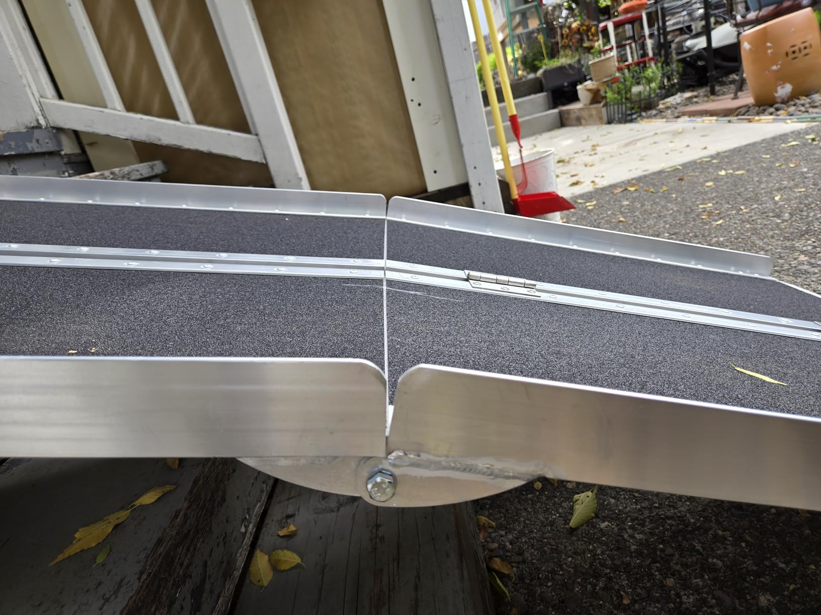 gardhom 5FT Aluminum Ramp for Wheelchair for Home Steps with Support Legs customer photo 1