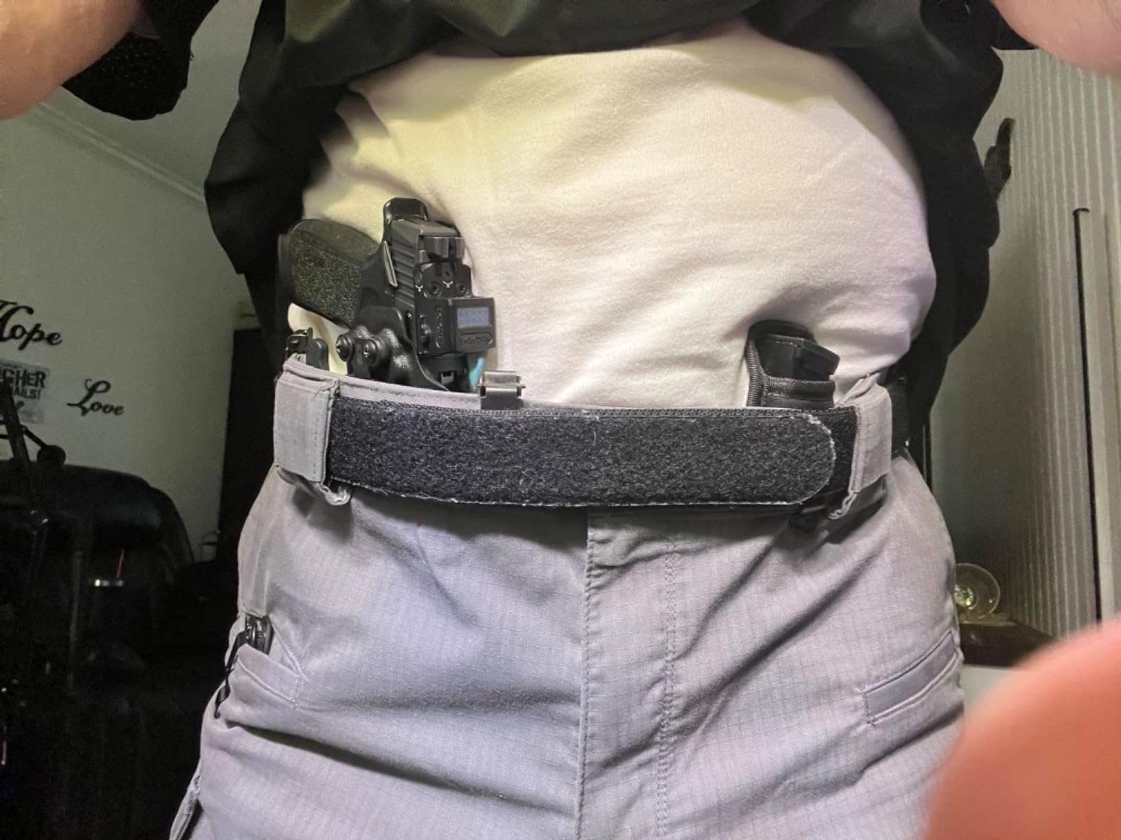 GMW Universal Magnetic IWB/OWB Magazine Holster for 9mm .380 .40 .45 | Magazine Pouch for 1911, Glock 17/19/43, M&P S&W, Pistol Mag Pouch for Single/Double Stack Handgun Magazines and Ammunition customer photo 2