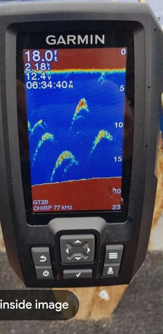 Garmin Striker Vivid 4cv Fishfinder with Transducer - 4-inch LCD Display - Easy-to-Use Scanning Sonar - Color Palettes, 11.2 Ounces (010-02550-00) customer photo 1