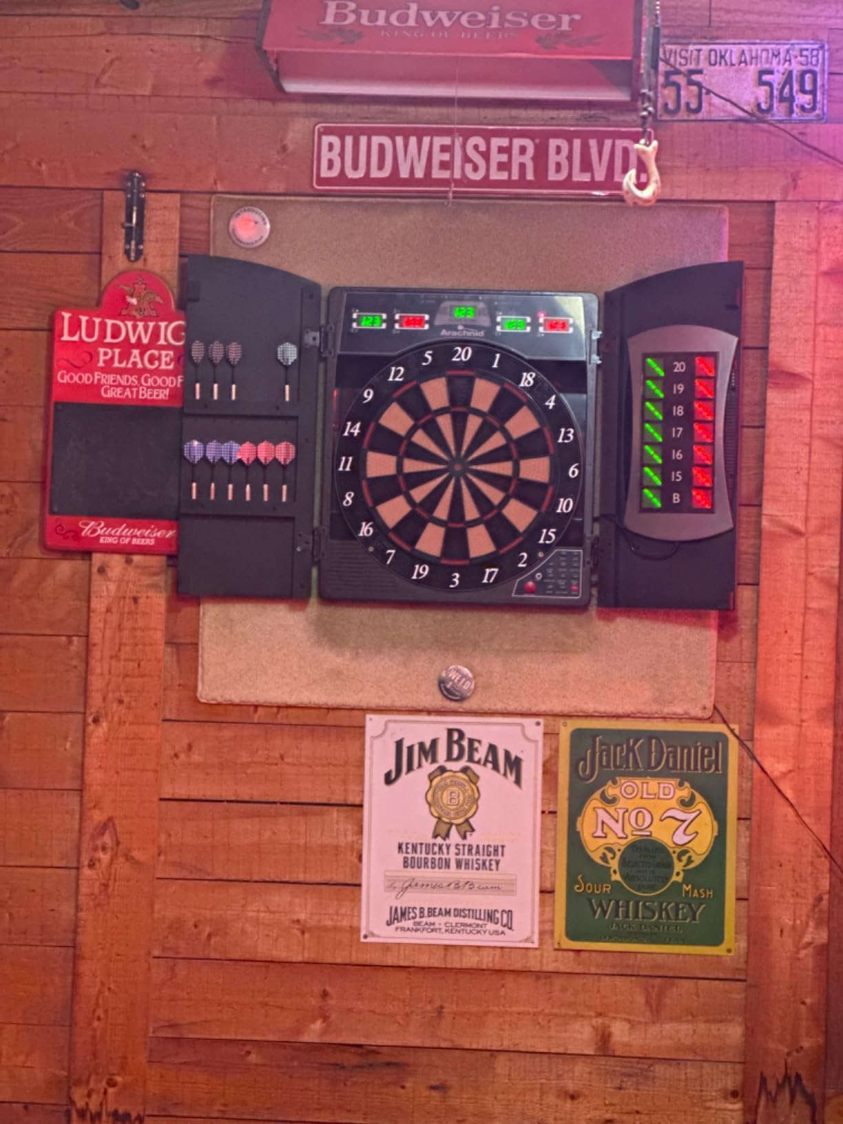 Arachnid Cricket Maxx 4.0 Electronic Dartboard Set, Black customer photo 1