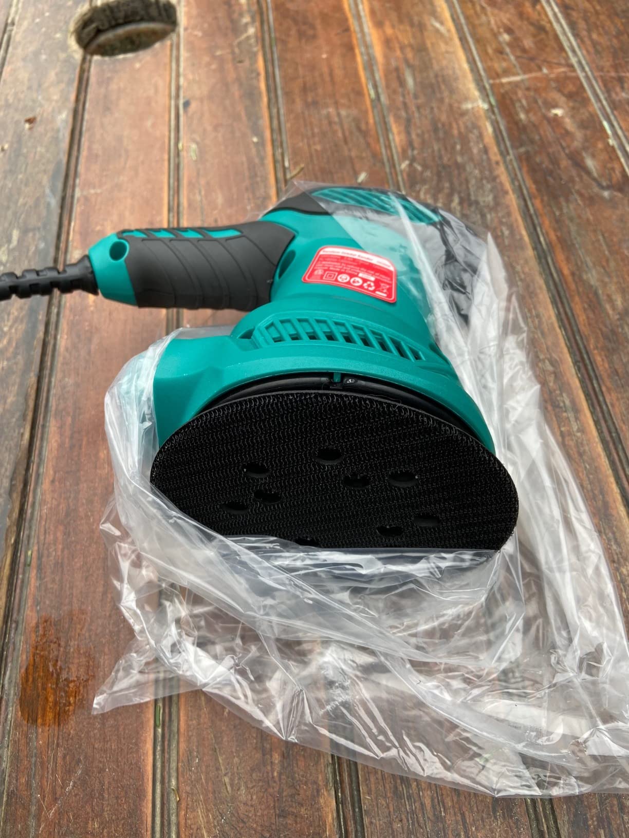 HYCHIKA 5-Inch Random Orbital Sander, 13000RPM Electric Palm Sander with 6 Variable Speeds, Powerful Motor, 12PCS Sandpapers and Efficient Dust Collection Bag, for Woodworking, Finishing and Polishing customer photo 1