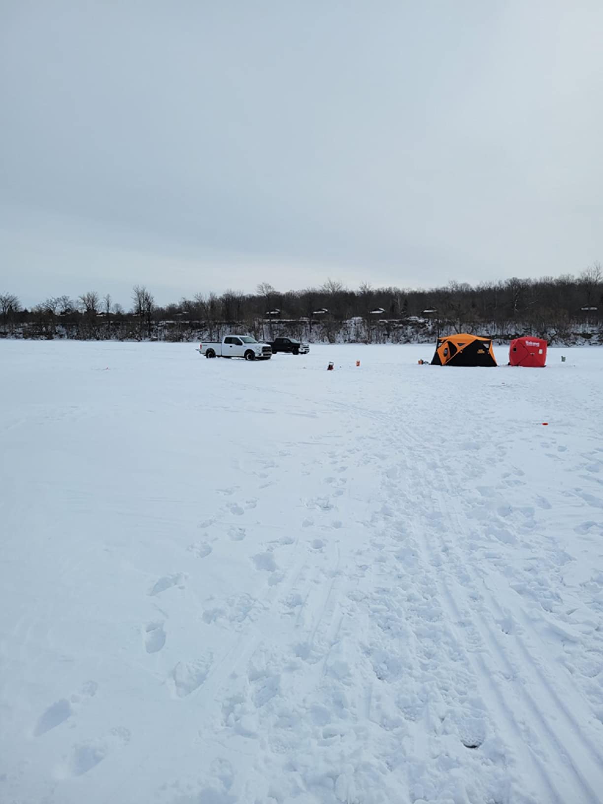 Nordic Legend Aurora Series Pop-Up Portable Ice Fishing Shelter, 4-8 Person Ice Fishing Tent for Ice Fishing customer photo 1