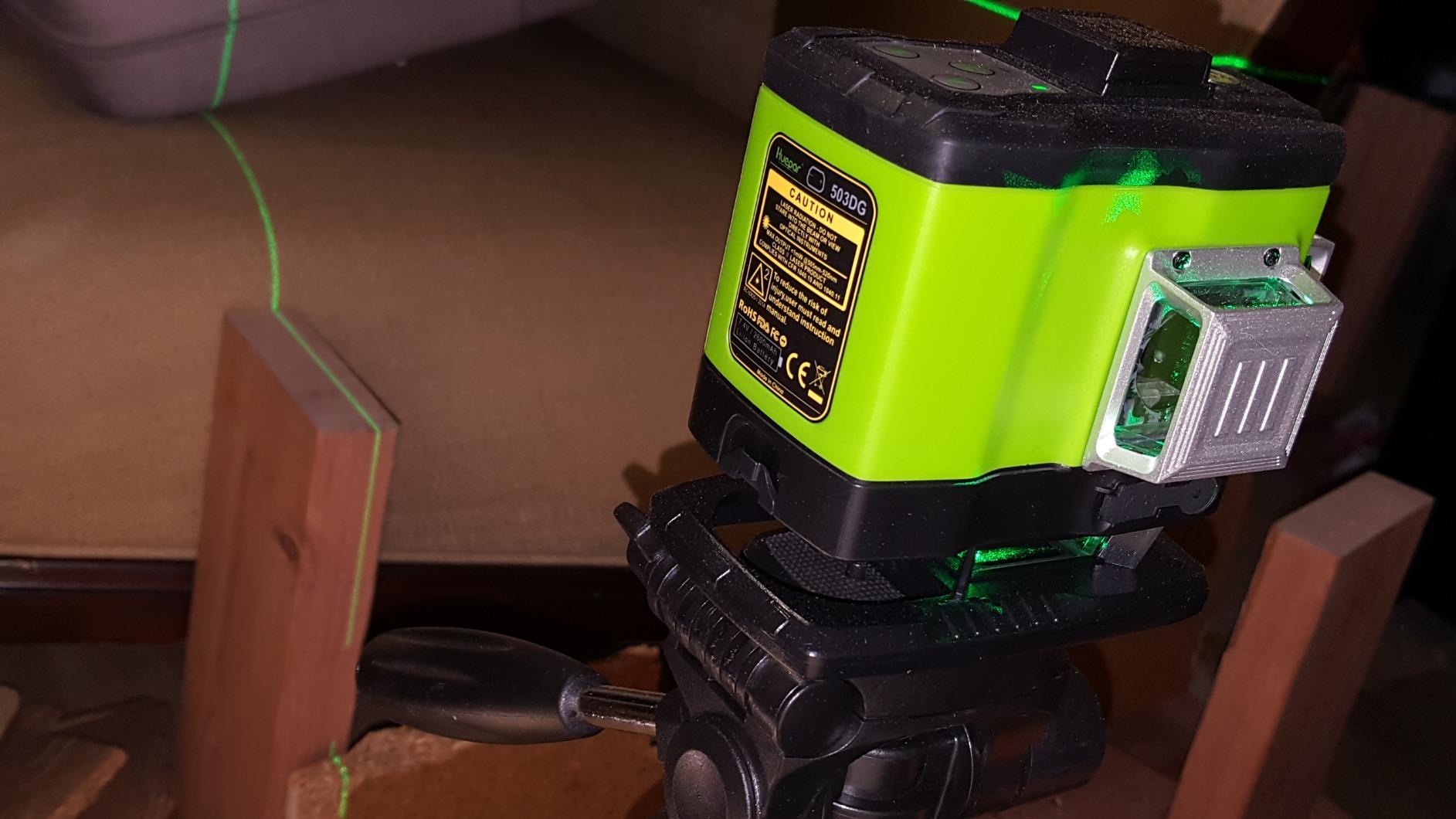 Huepar Laser Level 360 Self Leveling, Rechargeable Green Laser 4x360 Degree Cross Line Lazer Leveler 4D Level Laser Tool for Construction with Two Li-ion Batteries, Magnetic Bracket & Hard Carry Case -LS04CG customer photo 1