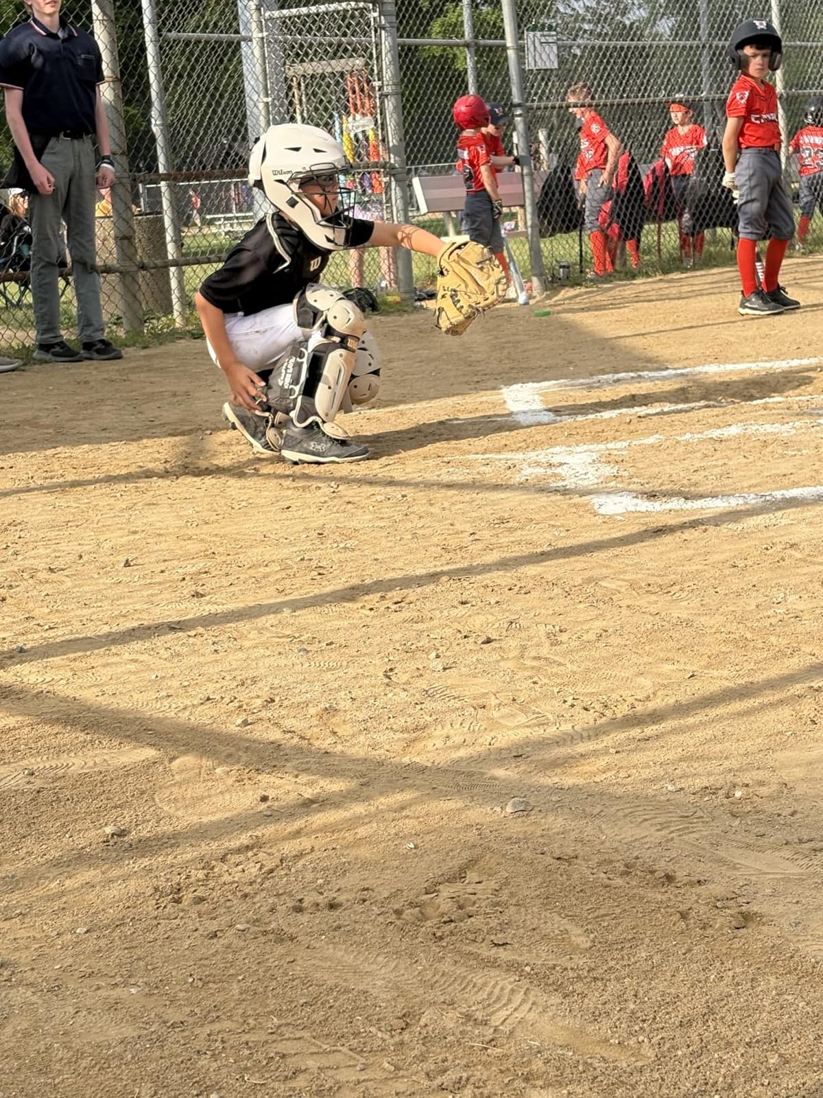 Wilson EZ Gear 2.0 Catcher's Gear Kit - Black, Large/X-Large customer photo 2