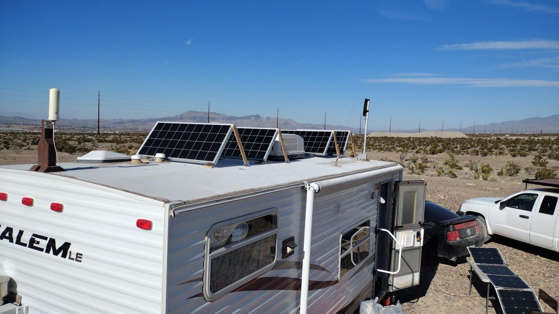 ECO-WORTHY 200 Watts 12 Volt/24 Volt Solar Panel Kit with High Efficiency Monocrystalline Solar Panel and 30A PWM Charge Controller customer photo 2