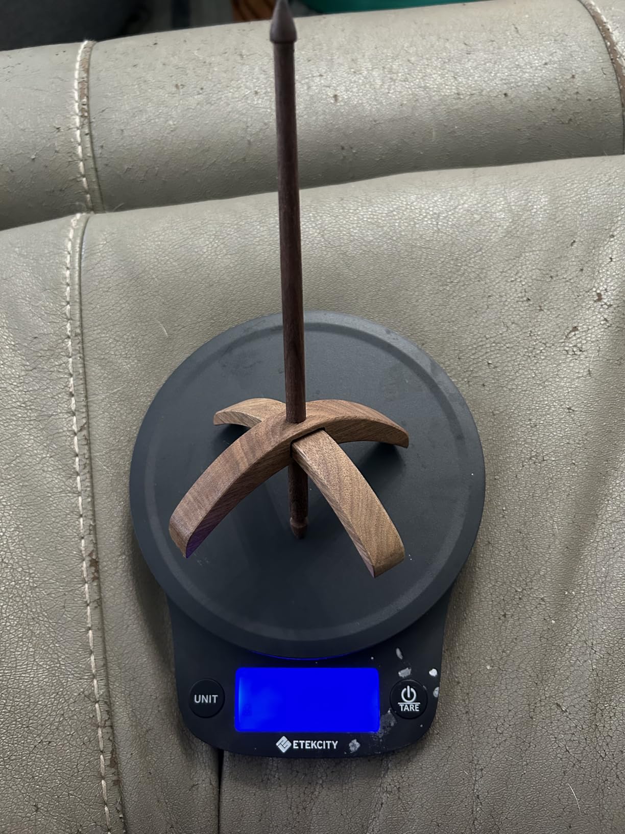 CUTBLAJAT Turkish Drop Spindle 8-Inch Walnut Wool Spinning Wheel for Yarn Making customer photo 2