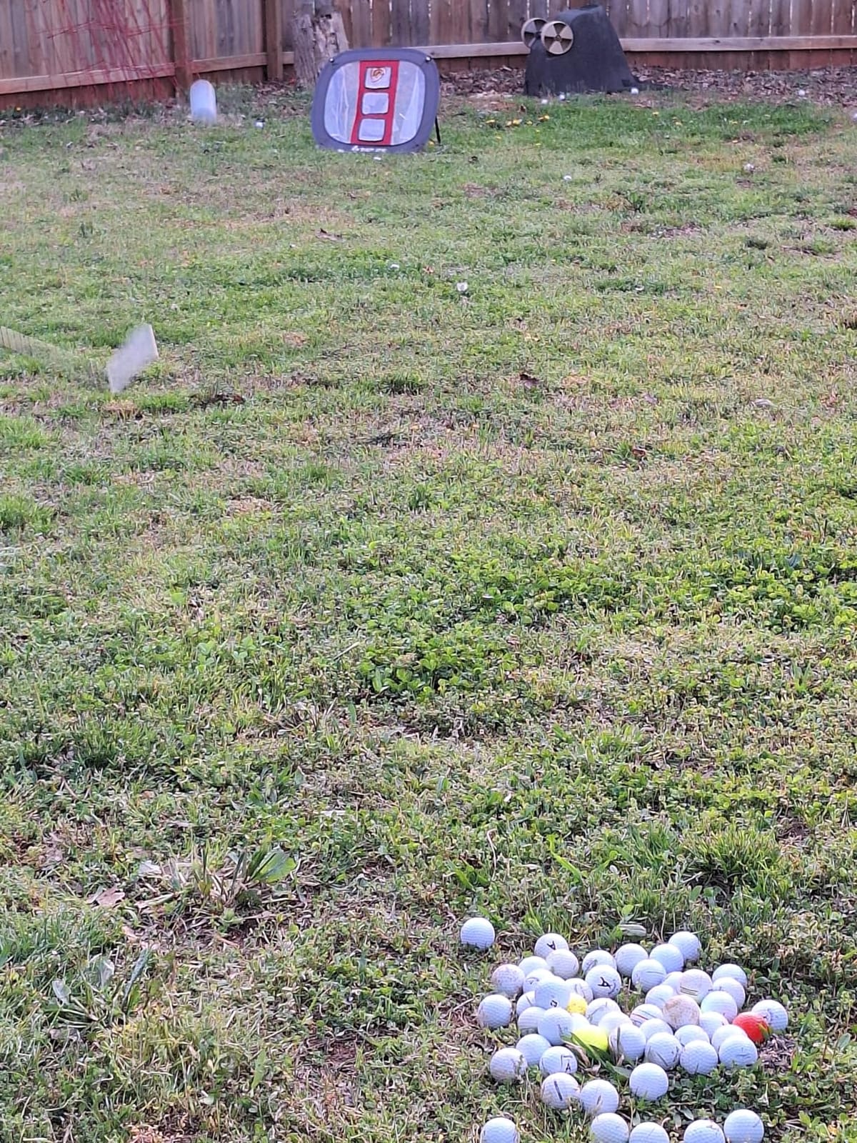 SAPLIZE Golf Chipping Net for Backyard Practice - Improve Accuracy & Distance Control, Foldable Golf Training Aid for Indoor Outdoor Use, Multi Target Practice Net for All Skill Levels customer photo 2