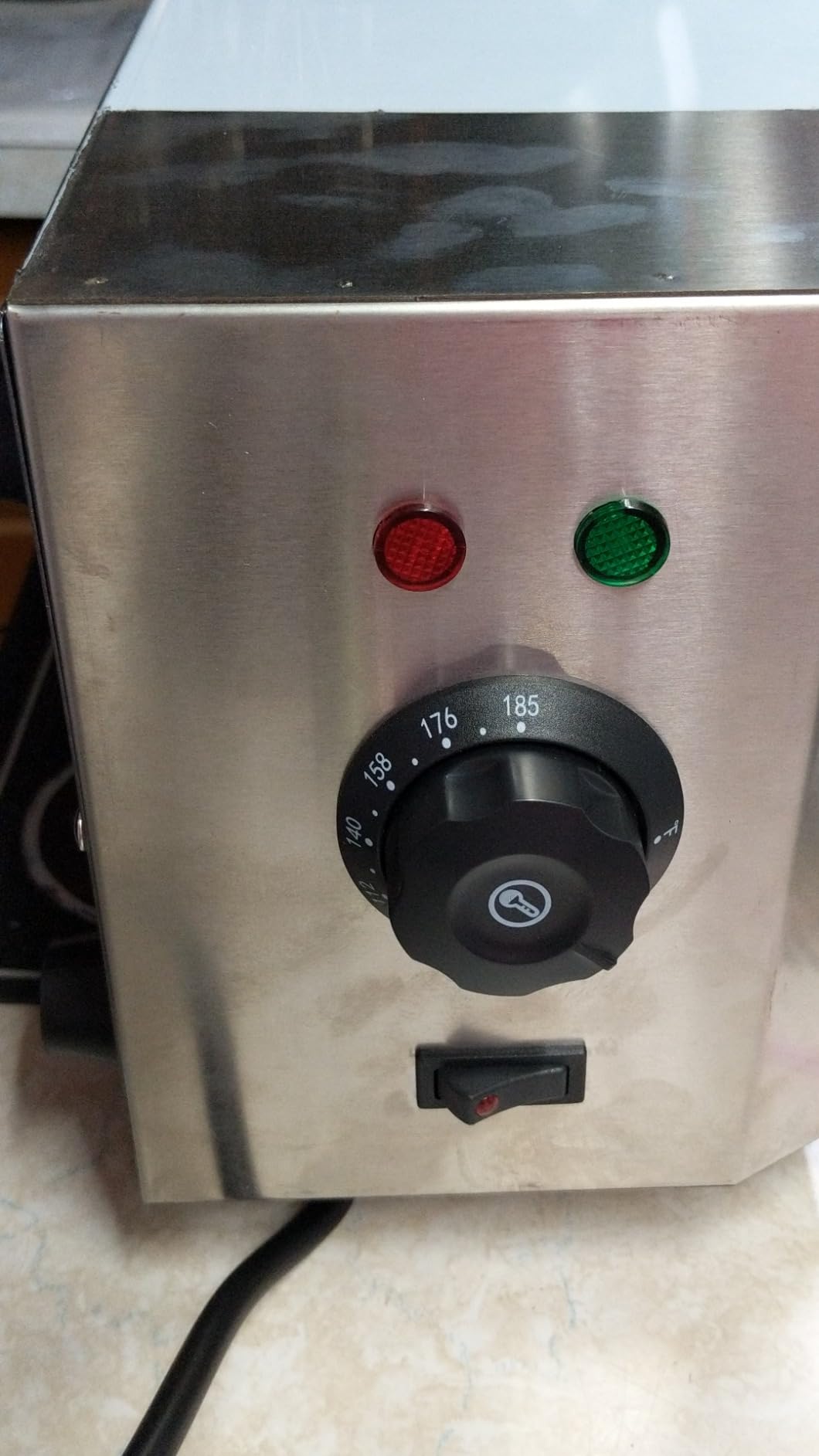 WICHEMI Chocolate Tempering Machine Chocolate Melter Warmer 2 Tanks 9lbs | 304 SS, 2x2kg Pots, Water-Heating, 30-85°C Thermostat, Rust/Corrosion-Proof, For Chocolate, Cream, Milk, Commercial/Home Use. customer photo 1