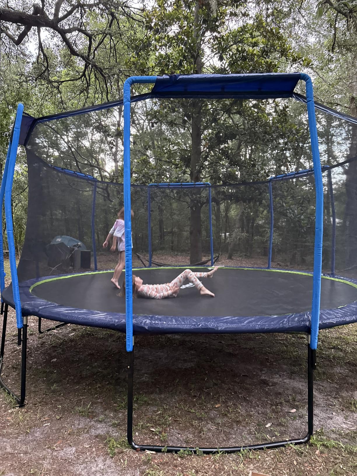 Zupapa 1800LBS Capacity No-Gap Design 16 15 14 12 10FT Trampoline with Safety Enclosure Net and Non-Slip Ladder 10-Year Quality Assurance customer photo 1