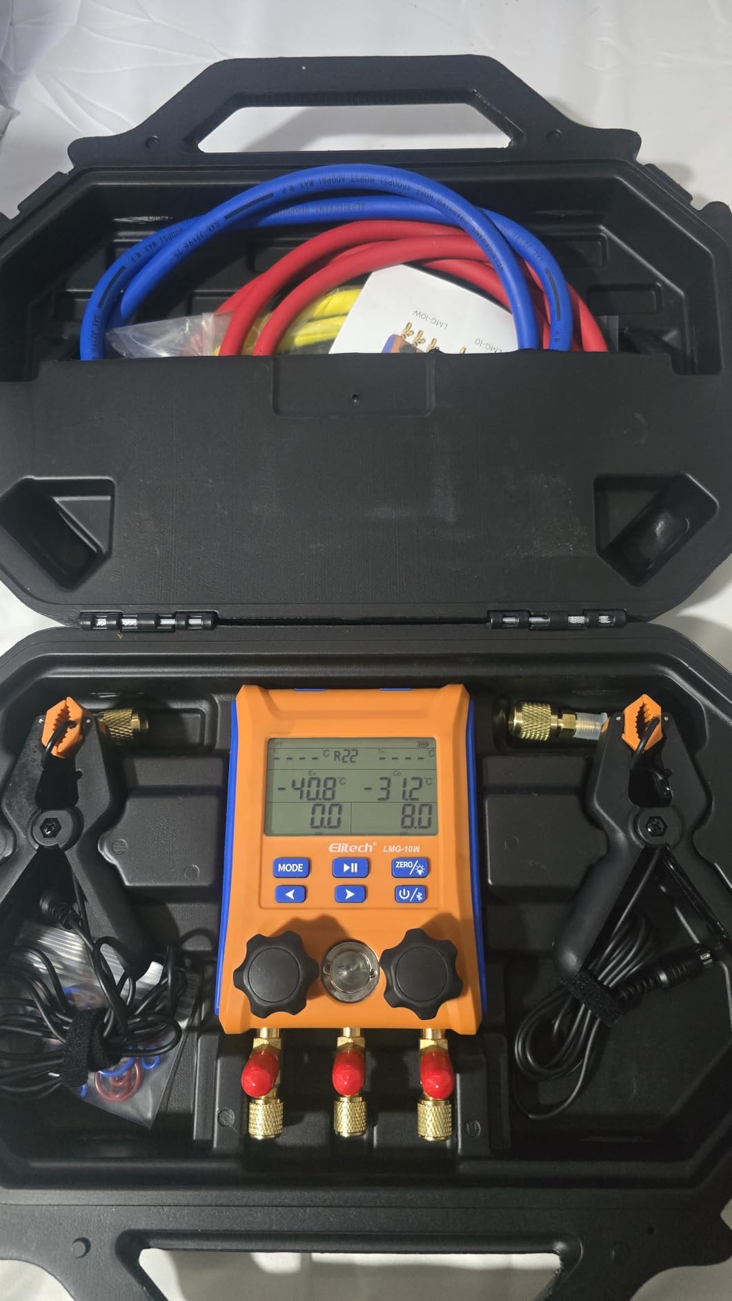 Elitech LMG-10W Wireless HVAC Manifold with Data Logging | Bluetooth remote monitoring, Mobile app integration, Refrigerant Hoses, Temperature Clamps customer photo 2