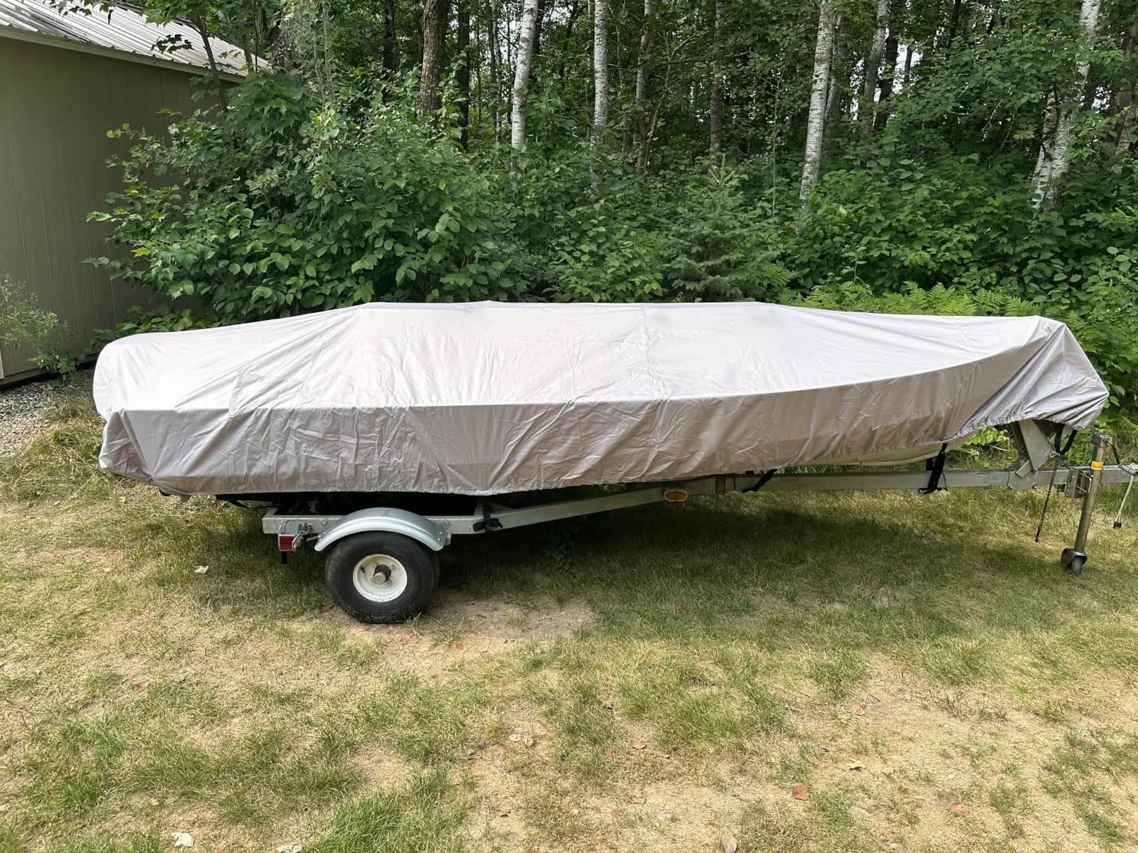 Boat Cover 16-18.5 ft, 1200D Waterproof V-Hull, Black | Fits 16 foot 17ft 18 ft Bass Tracker Boat, Heavy Duty, UV & Tear-Resistant, Air Vents, 11 Straps & Motor Cover customer photo 2