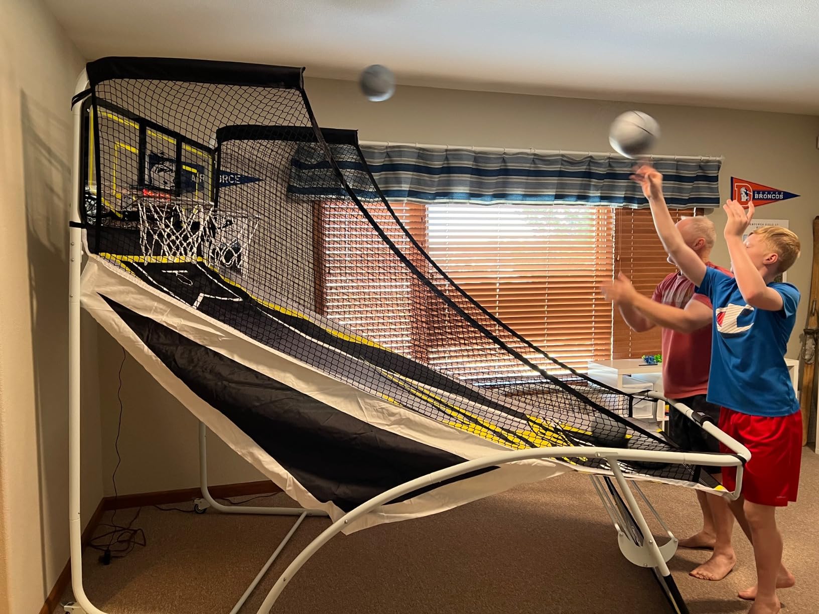 Xtra Long Shot EZ-Fold Premium Arcade Basketball Game with Built-in 4-Ball Storage Rack, Pop Off with The Perfect Basketball Game customer photo 1