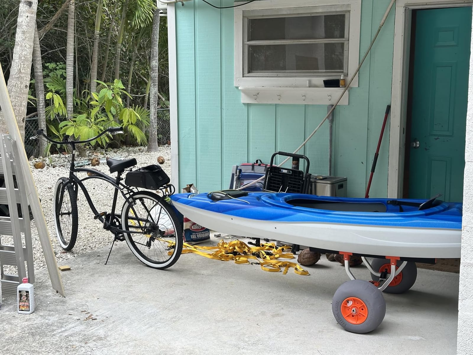 VEVOR Heavy Duty Kayak Cart, 350lbs Load Capacity, Detachable Canoe Trolley with 13'' Beach Wheels, Adjustable Carrier Width & Nonslip Support Foot, for Kayaks Canoes Paddleboards Float Mats Jon Boats customer photo 2