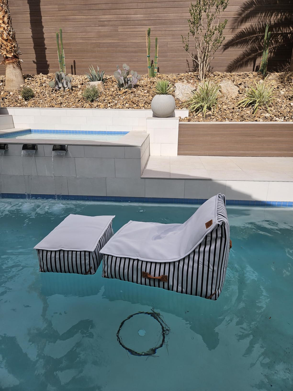 Big Joe Lux Sealander Pool Float and Patio Chair, Premier Mesh, Durable UV Protected Polyester Blend, No Inflation Needed customer photo 1