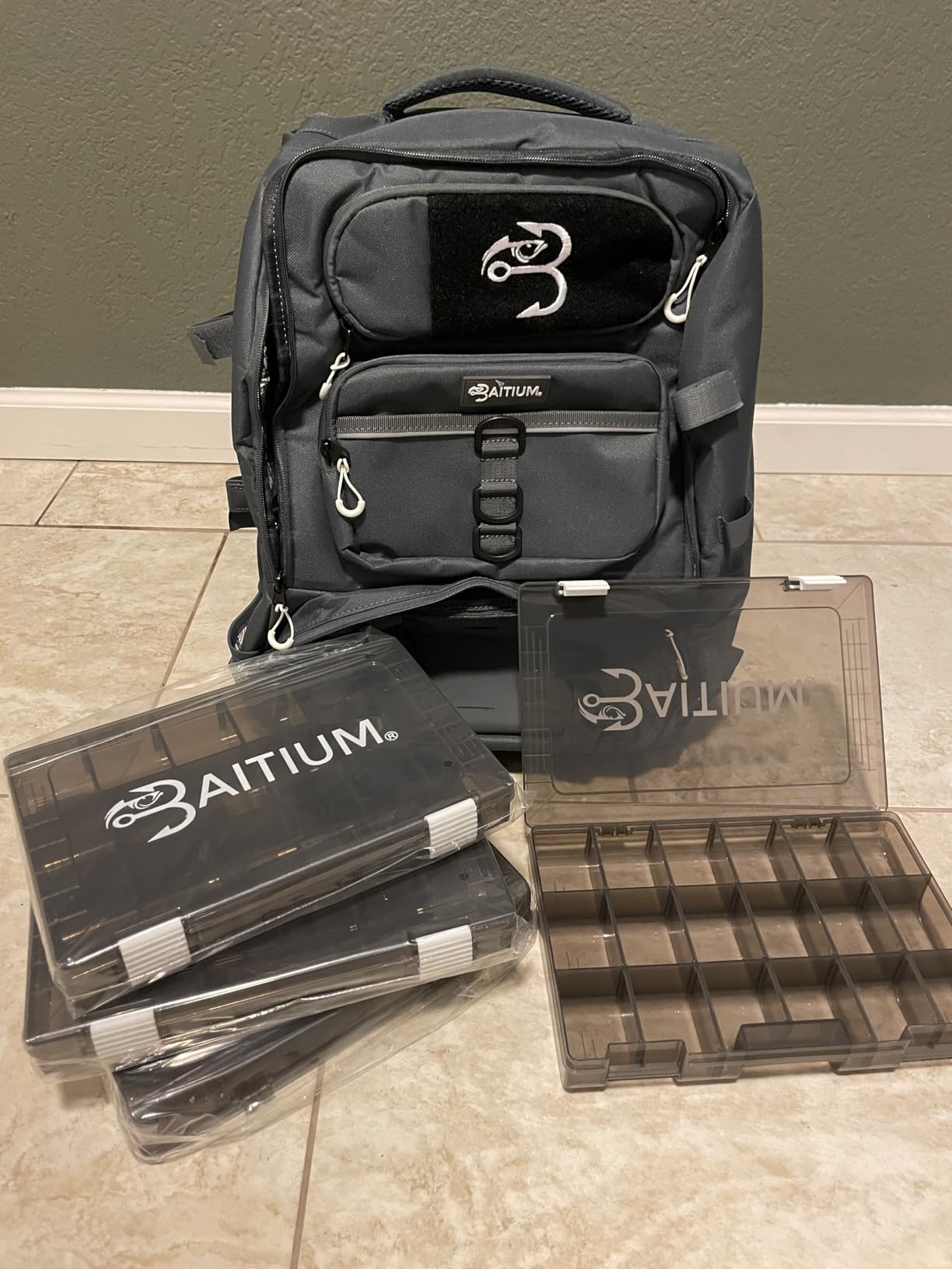Baitium Fishing Backpack, Tackle Bag With Rod Holders, 40L Capacity With Cooler, Rain Cover, Insulated Pocket, 4 Tackle Trays Included (Jet Black) customer photo 2