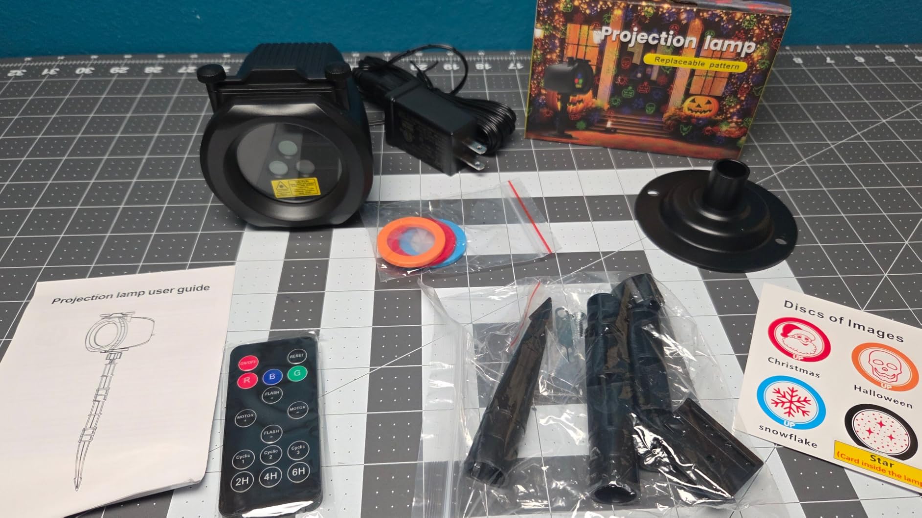 Outdoor Laser Projector Lights, RGB Firefly Light Show for Backyard Parties & Gatherings, IP65 Waterproof, 270 Degree Adjustable, 10 Color Modes + 3 Changeable Holiday Cards customer photo 1